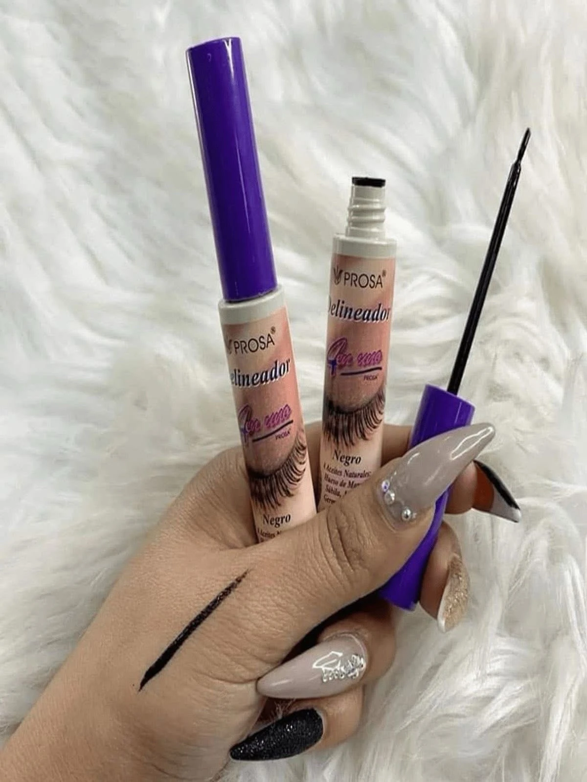 Mascara para pestañas prosa 4