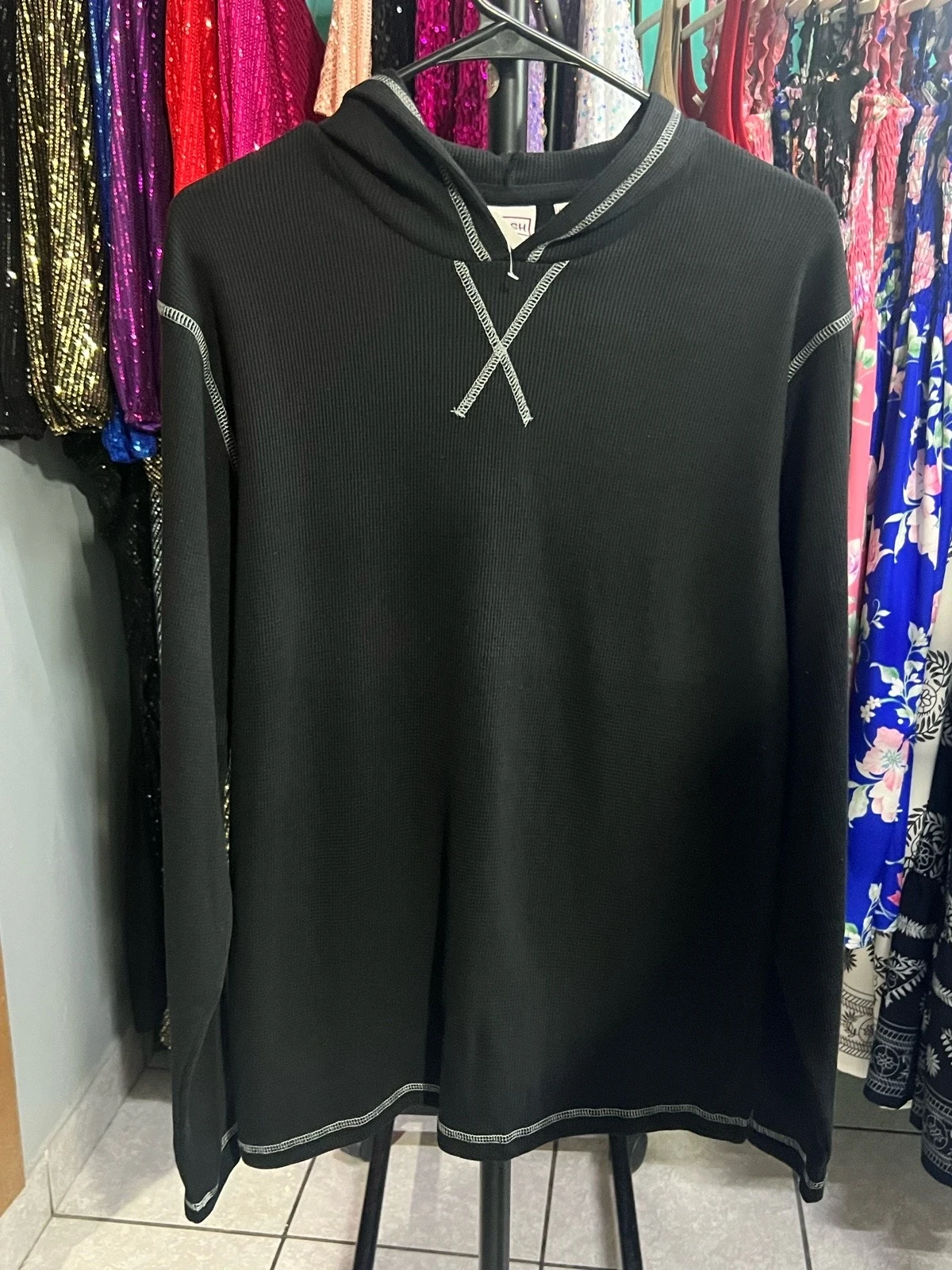 Playera Térmica con Gorro 3
