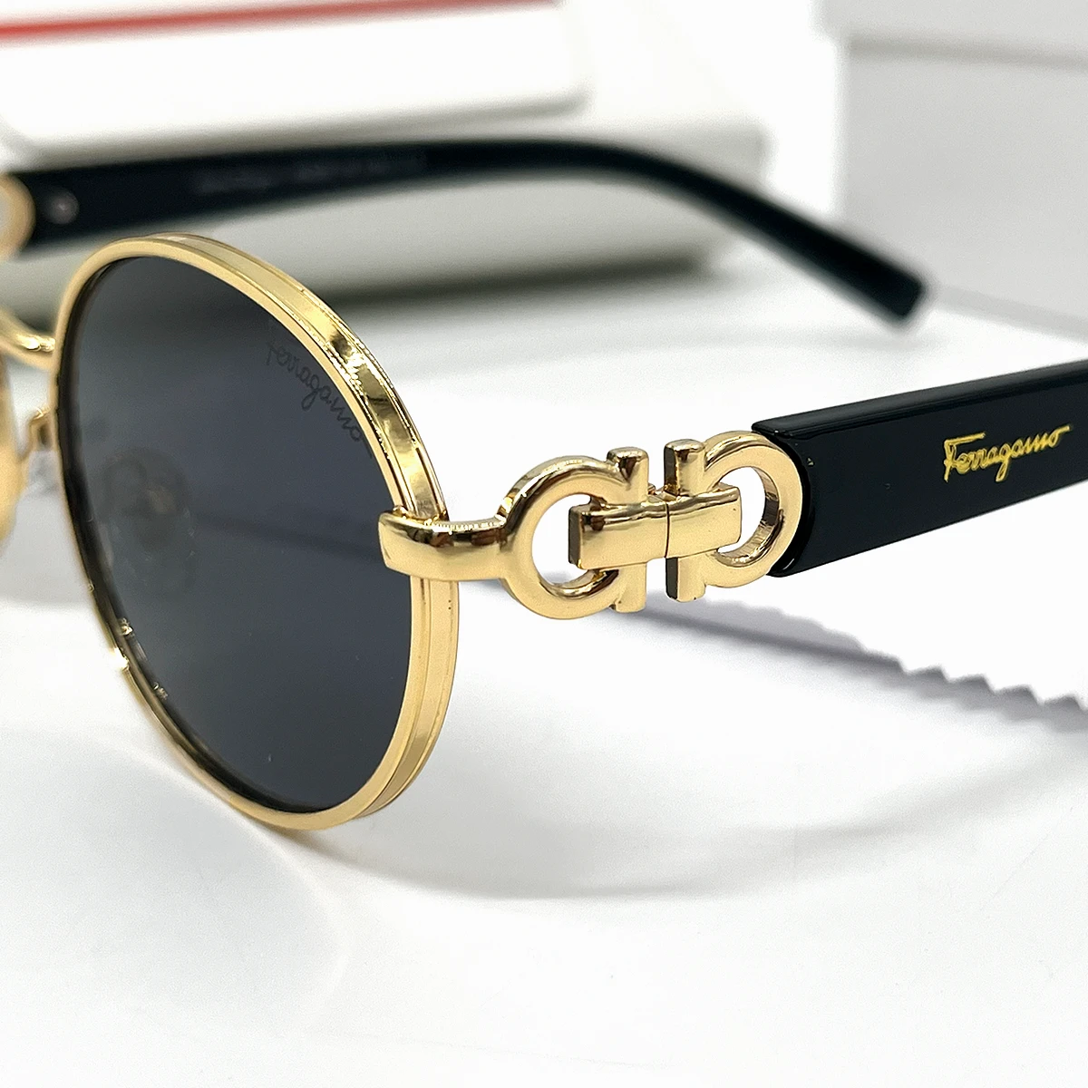 Lentes de Sol Ferragamo 4