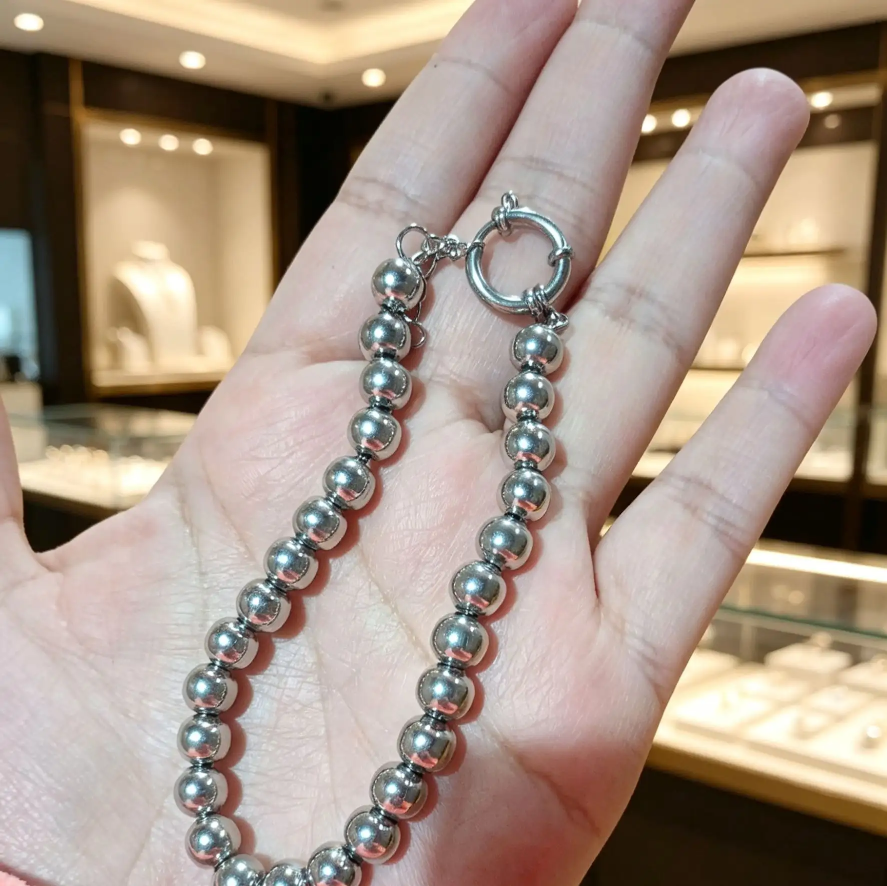 Pulsera de cuentas con cierre marinero