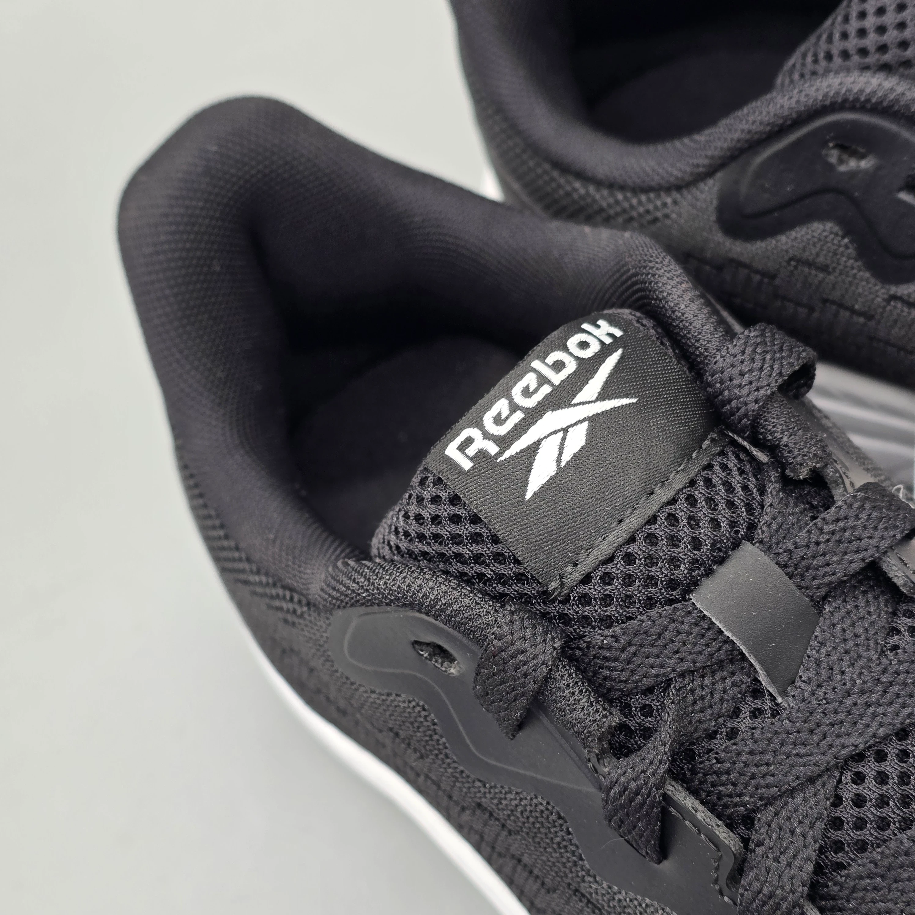 REEBOK QUICK JOGGER 7