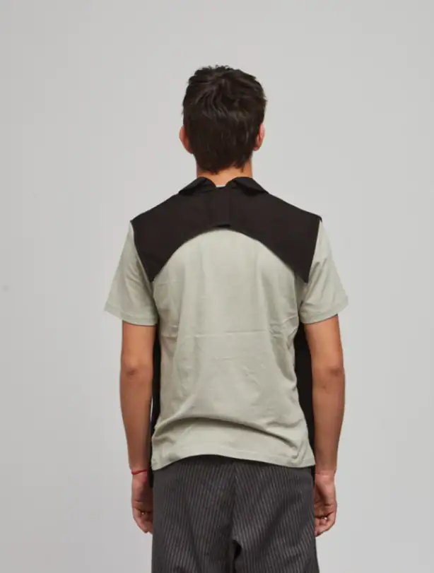 Protege camisas Elvis 2