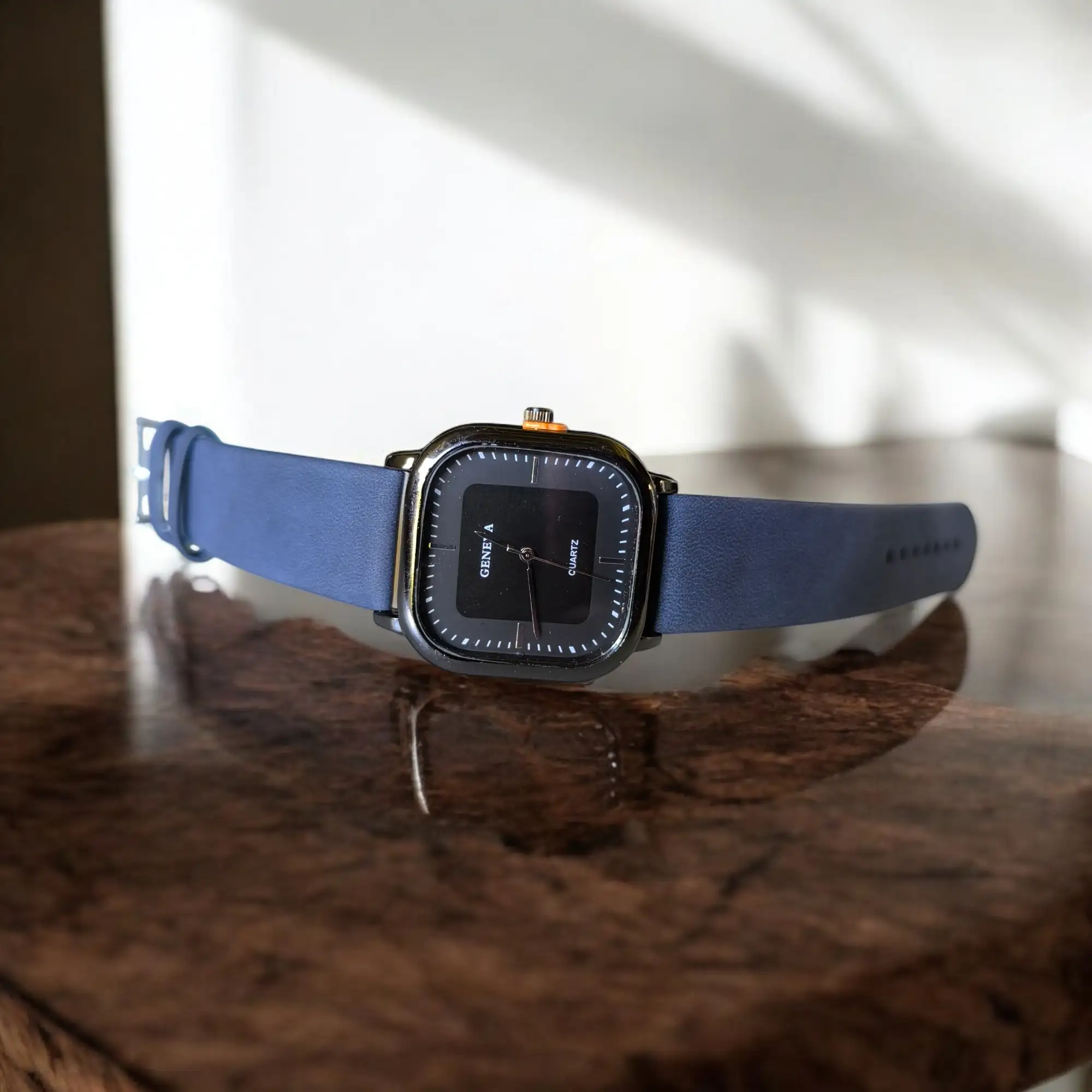 Reloj cuadrado azul ll 4