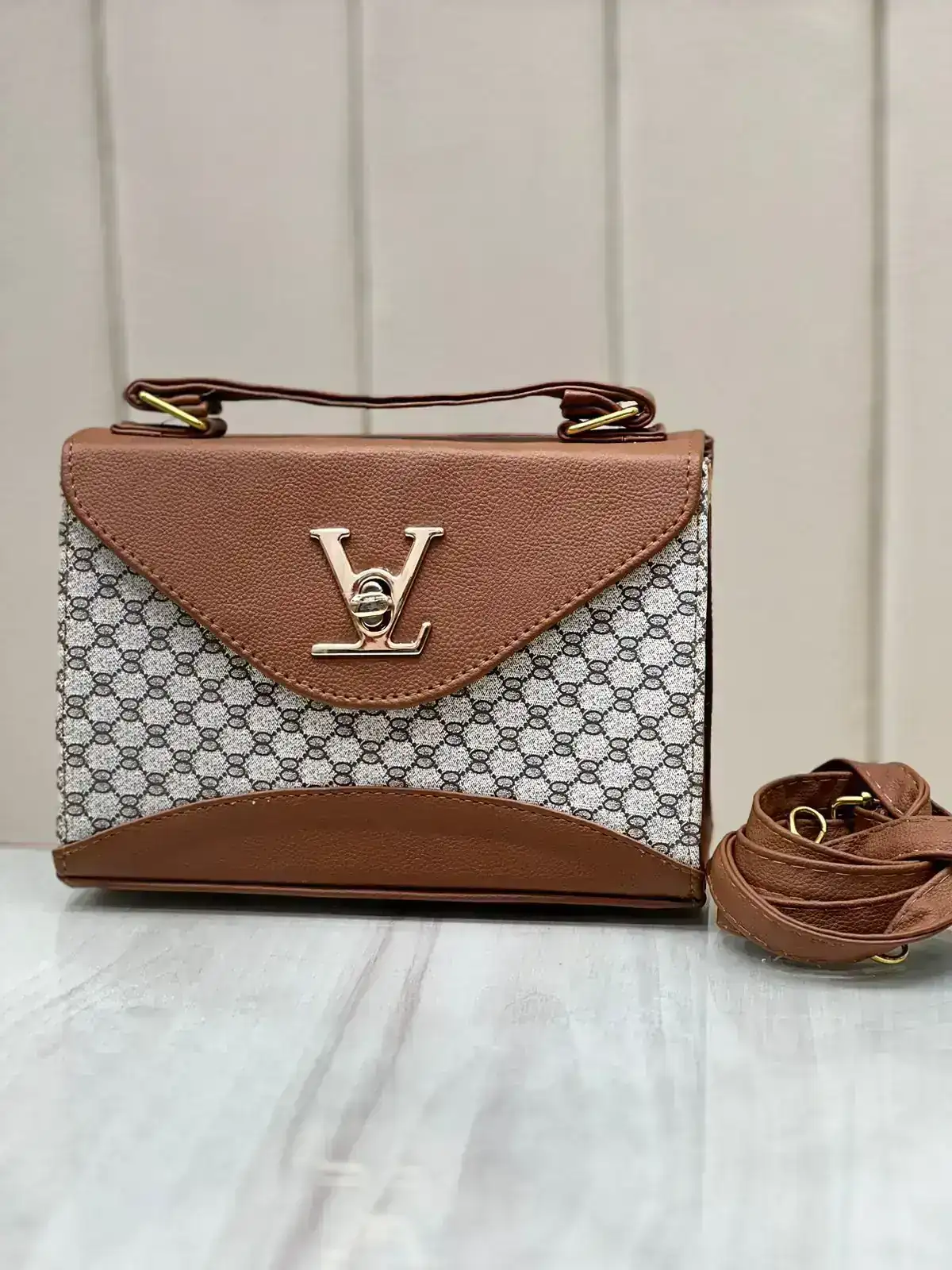 Carriel LV 3