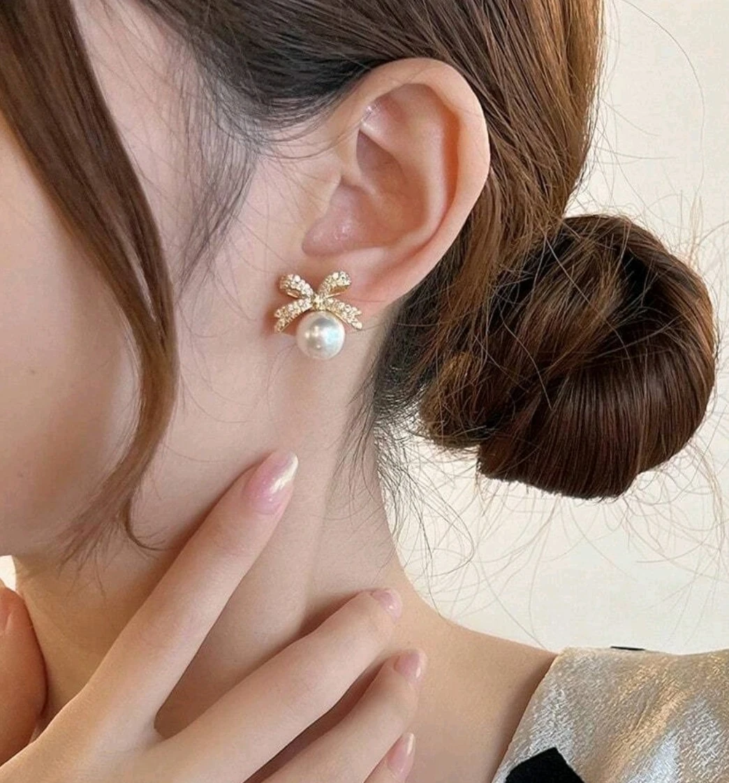 Pendientes de perla y zirconia 