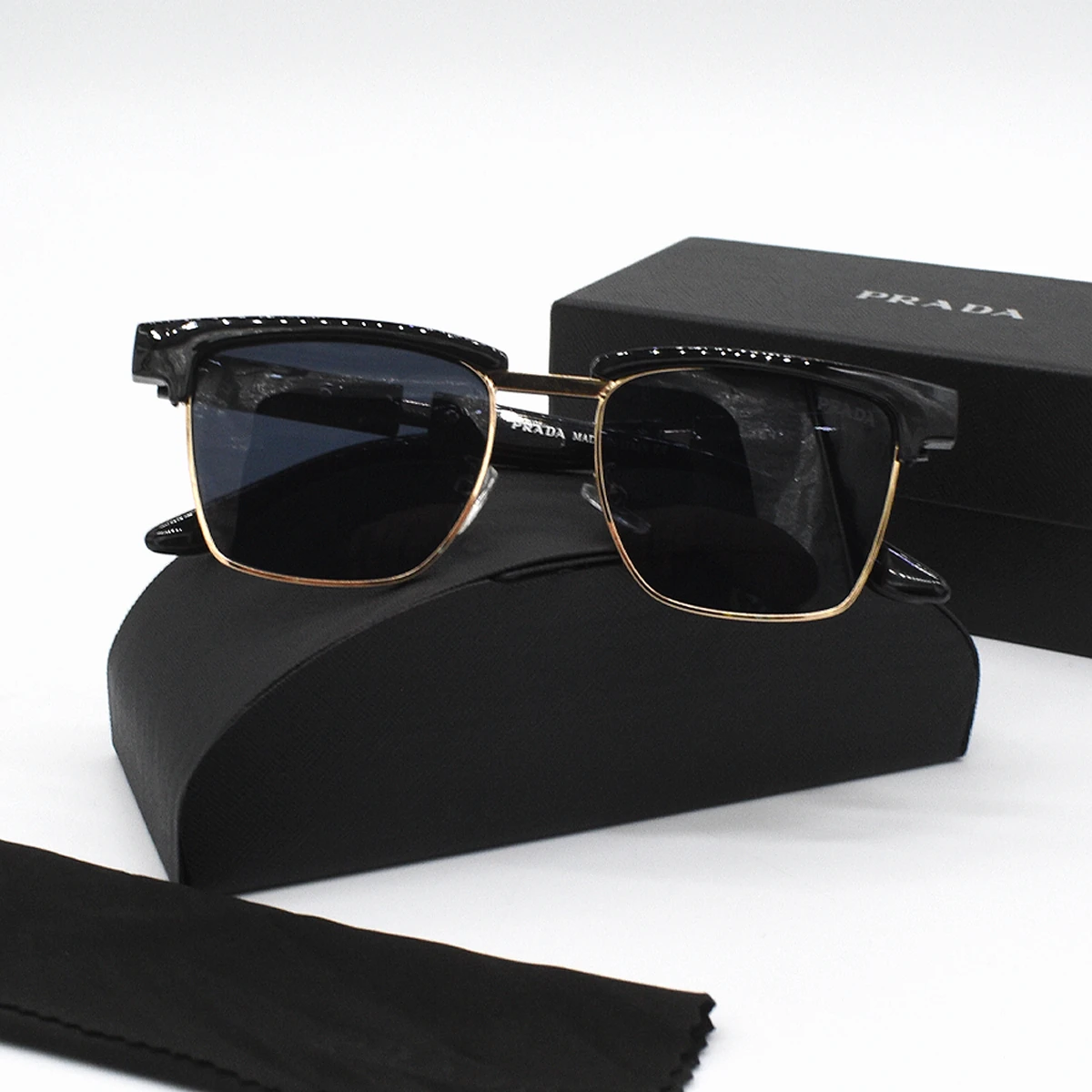 Lentes de Sol Prada 2