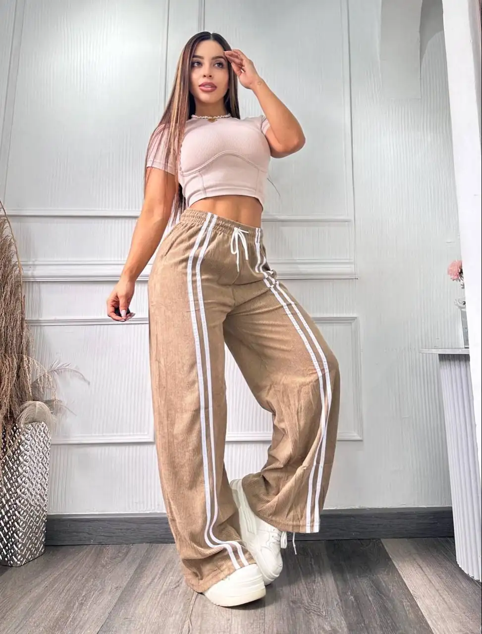 😍🥰Divino pantalón cargo bota ancha 🤩😍  2