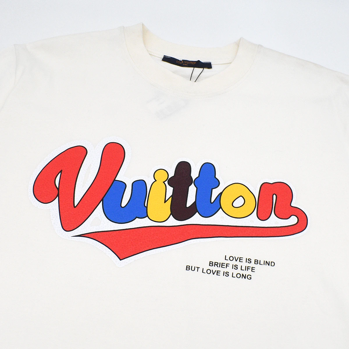 Playera LV 3