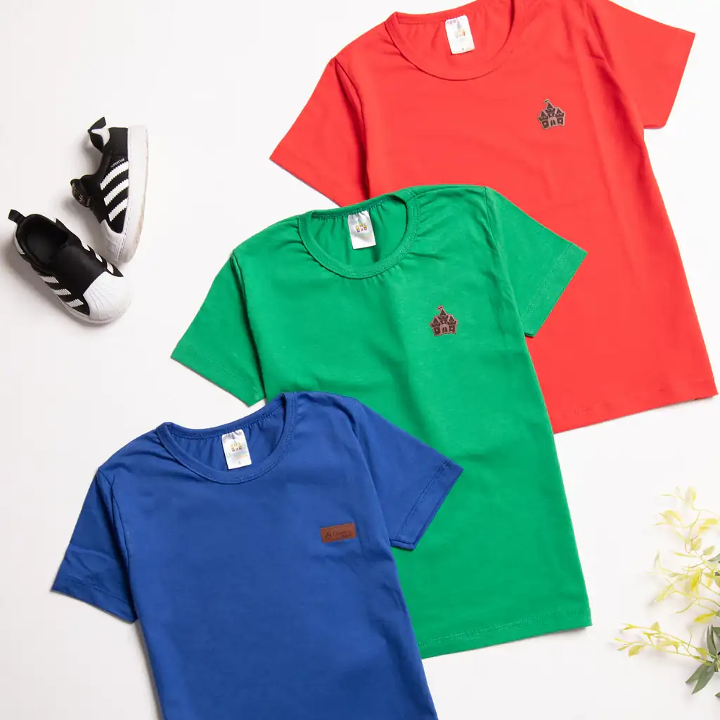 Camiseta Infantil Gola O 3