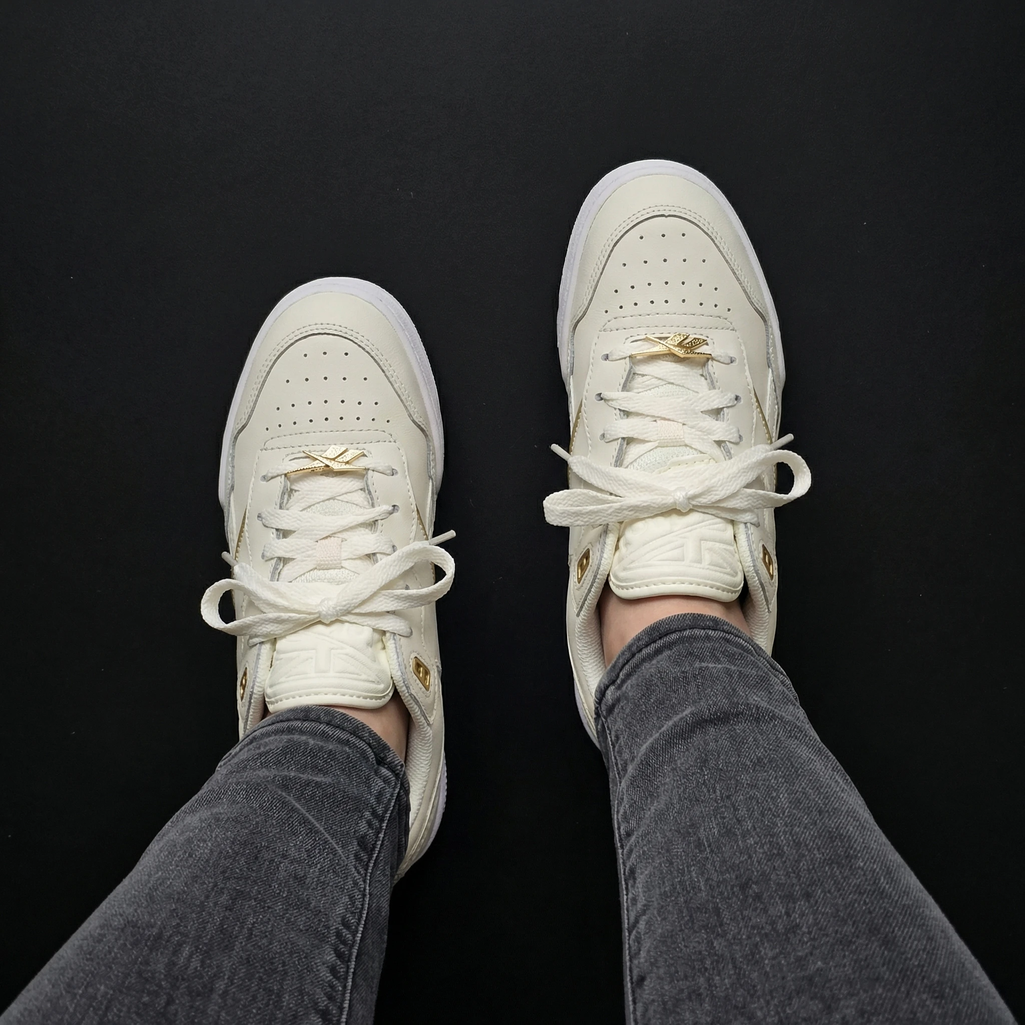 TENIS REEBOK BB 4000 II DE MUJER 3
