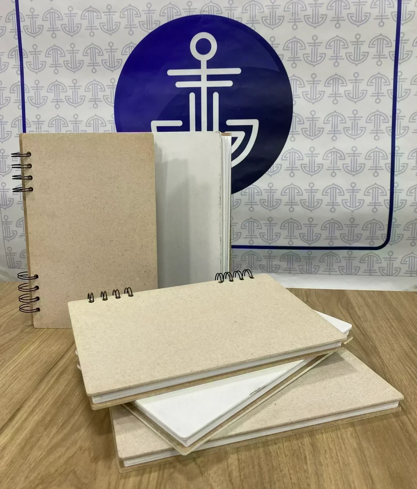 Agenda en MDF
