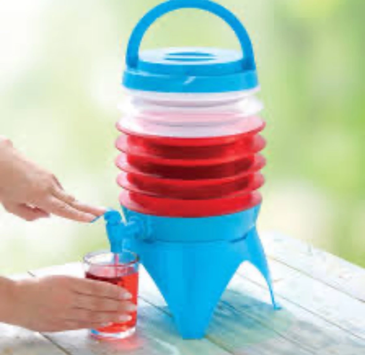 Dispensador de Agua Plegable 5L con Llave y Base Elevada – Garrafón Portátil para Camping