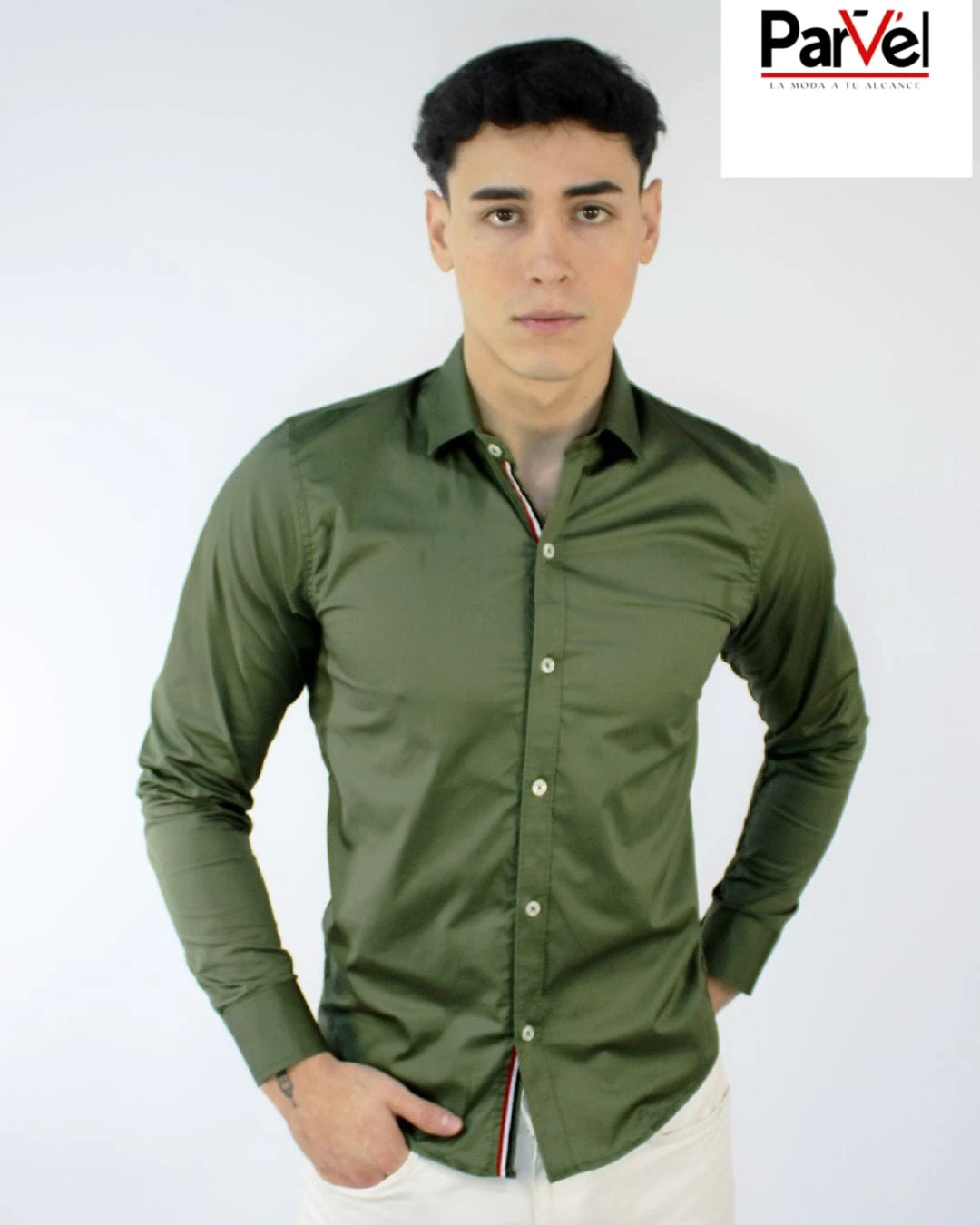 Camisa en popelina alicrada 