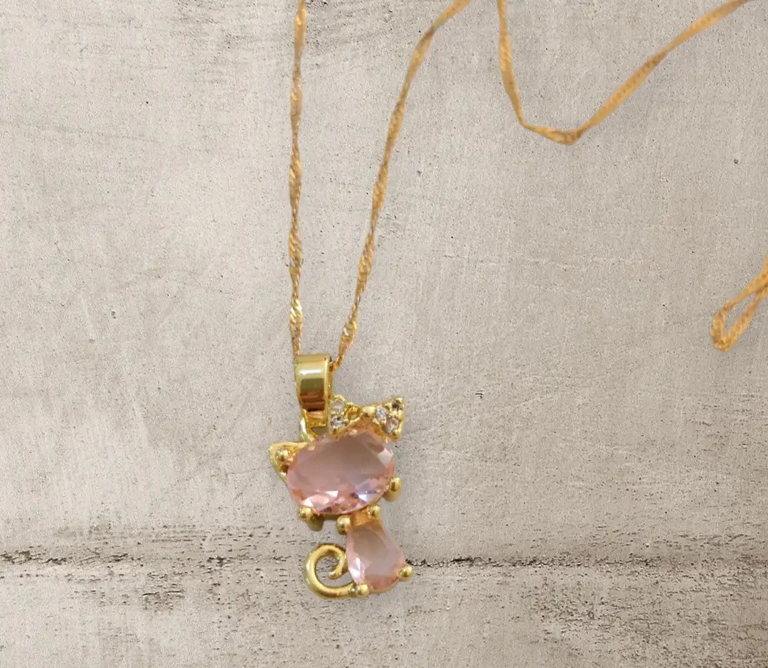 Cadena con pendiente "Gatita" 3
