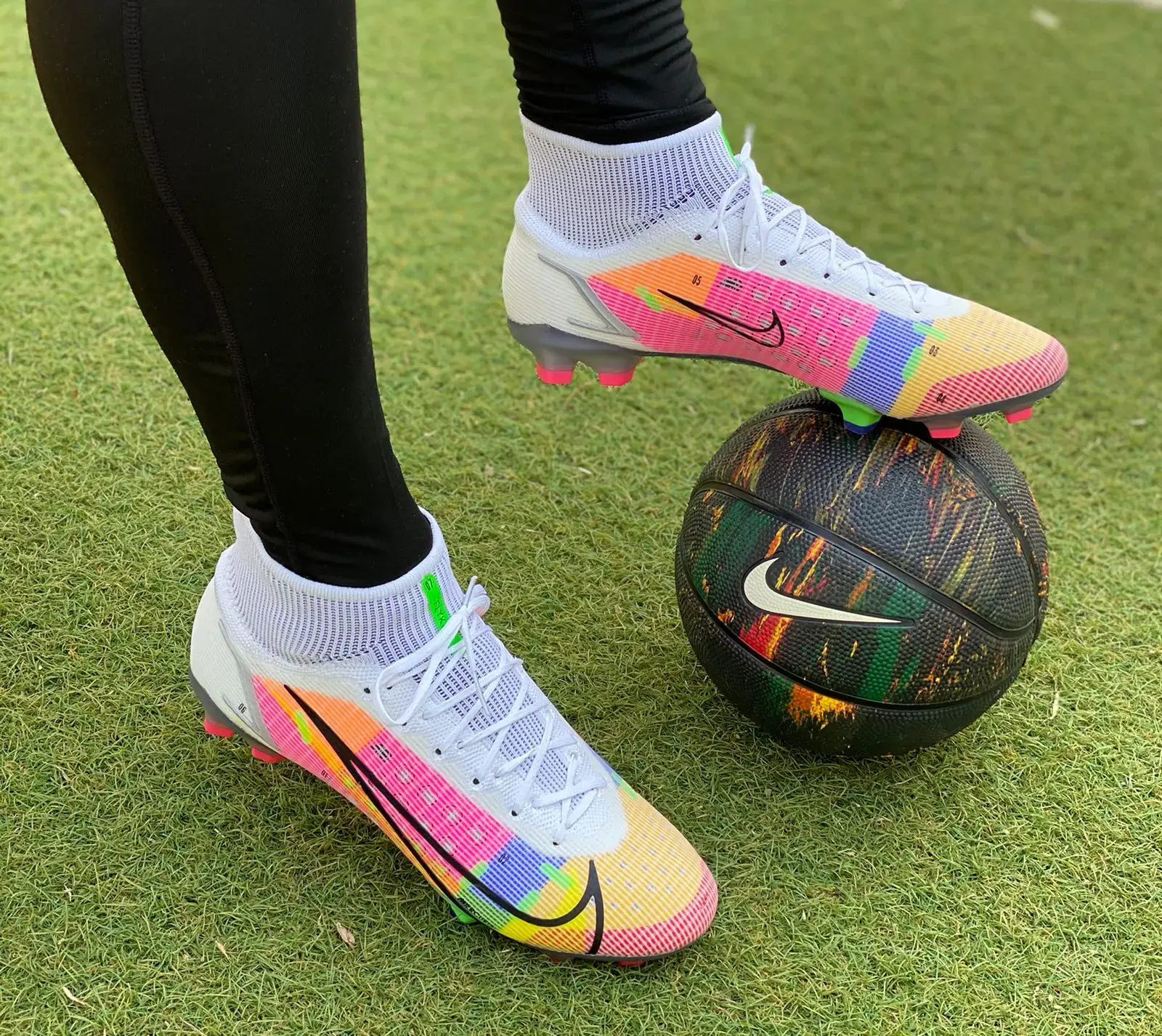 GUAYOS NIKE  2