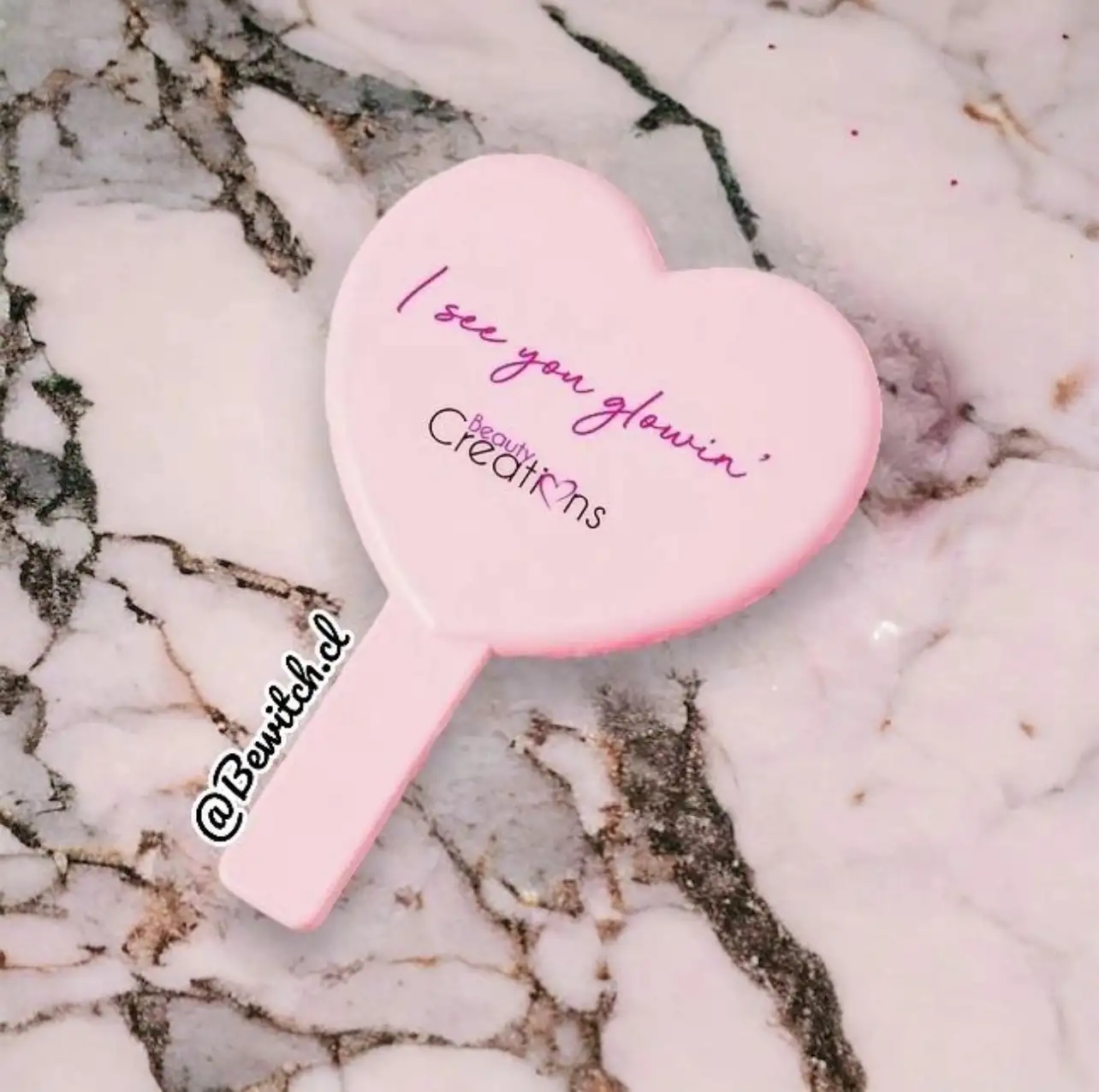 Espejo Corazón "I See You Glowing" - Beauty Creations