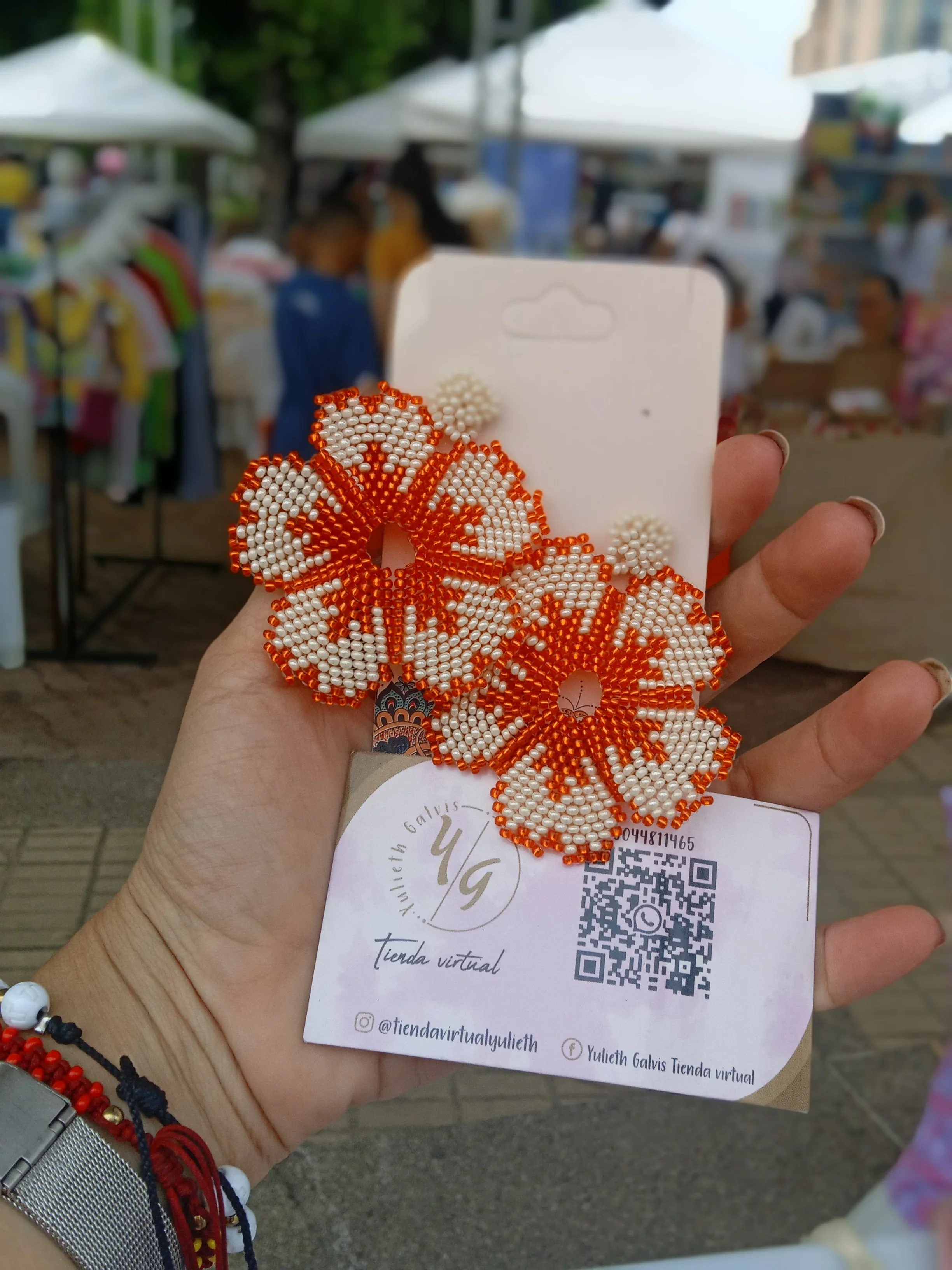 MAXI ARETE FLOR NARANJA/ BEIGE 