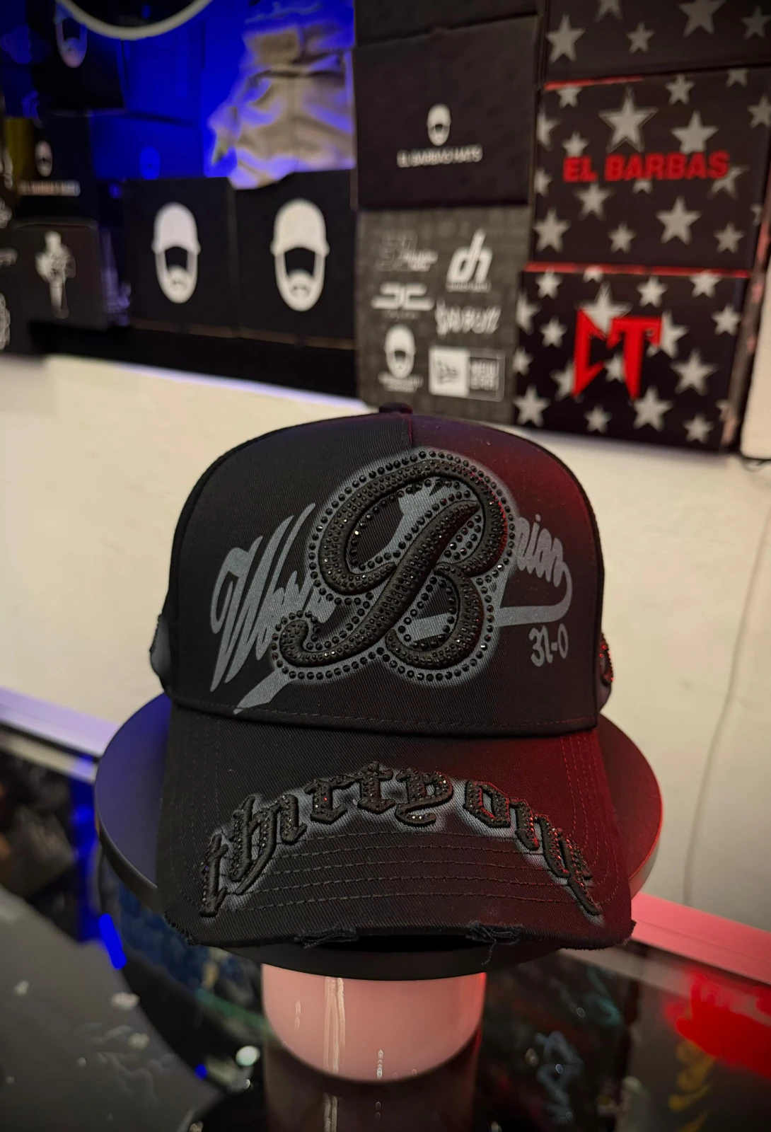 31 hats x Benavidez 3