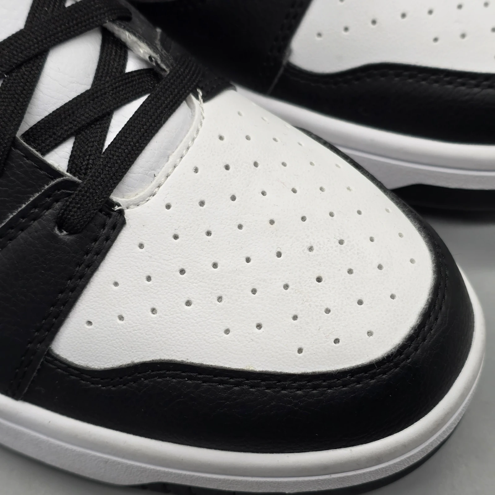 PUMA REBOUND V6 MID 5