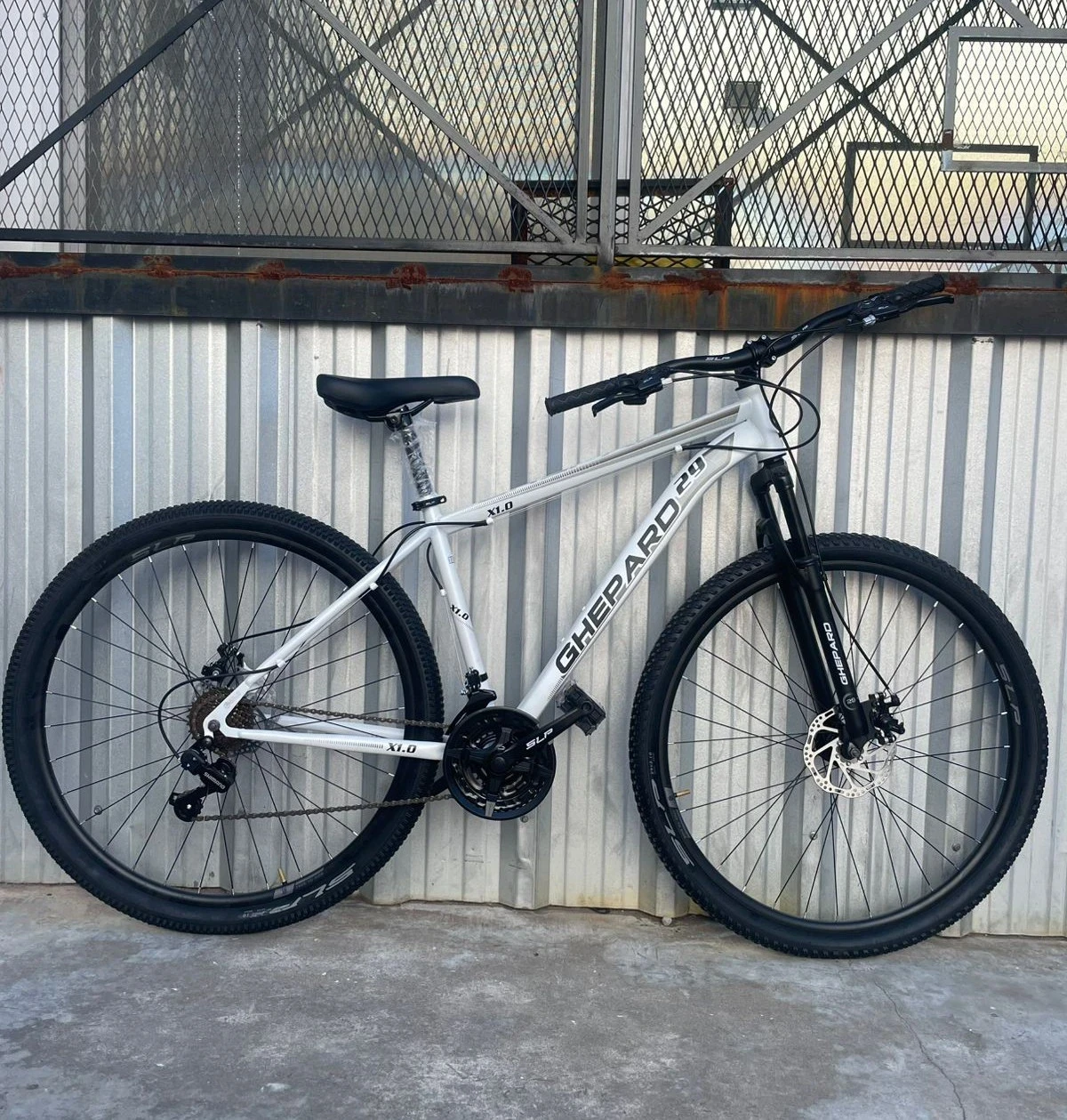 BICICLETA GHEPARD ROD.29 ACERO, PATAS DE CAMBIO SHIMANNO 
