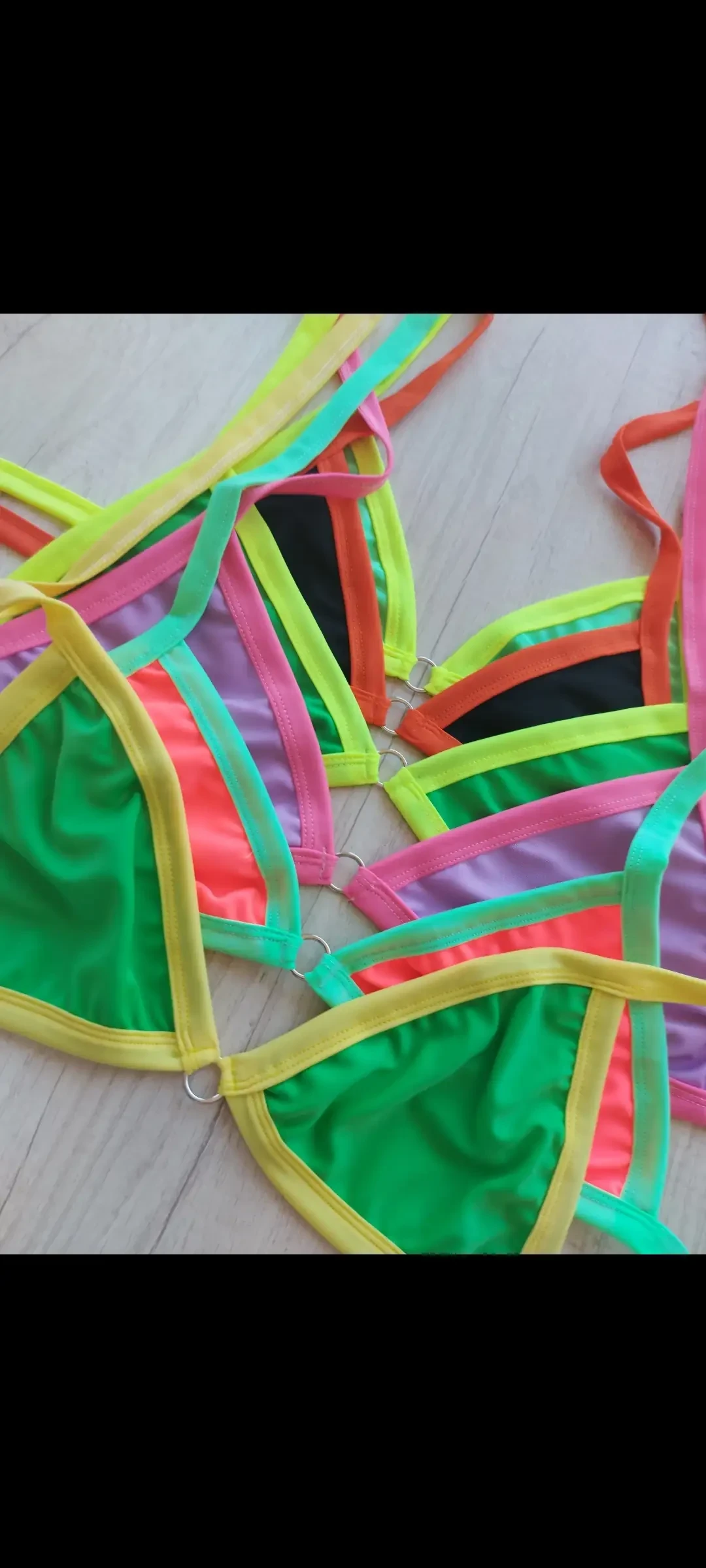 Bikinis 