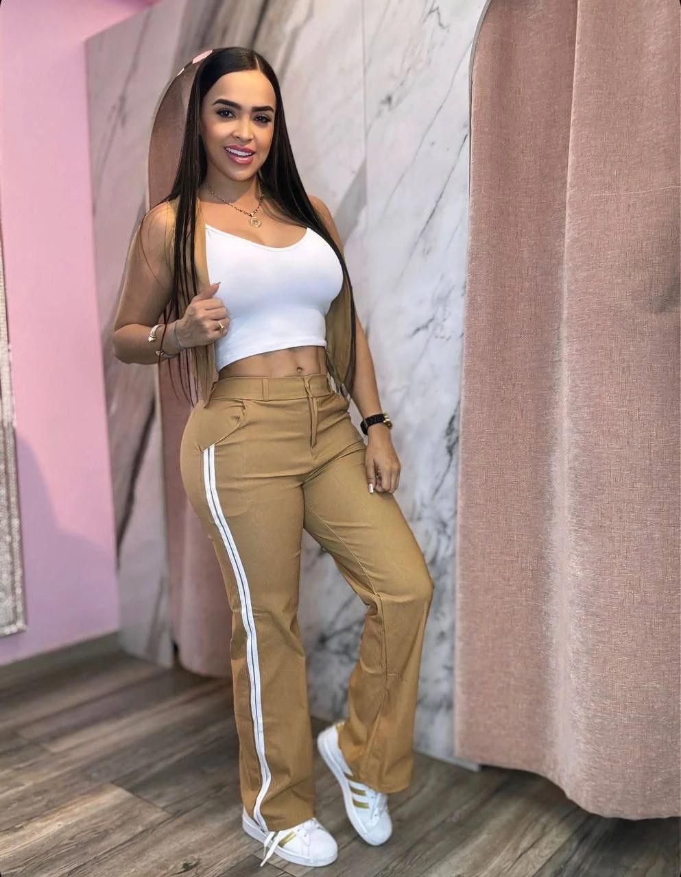 Conjunto Pantalón top y chaqueta  8