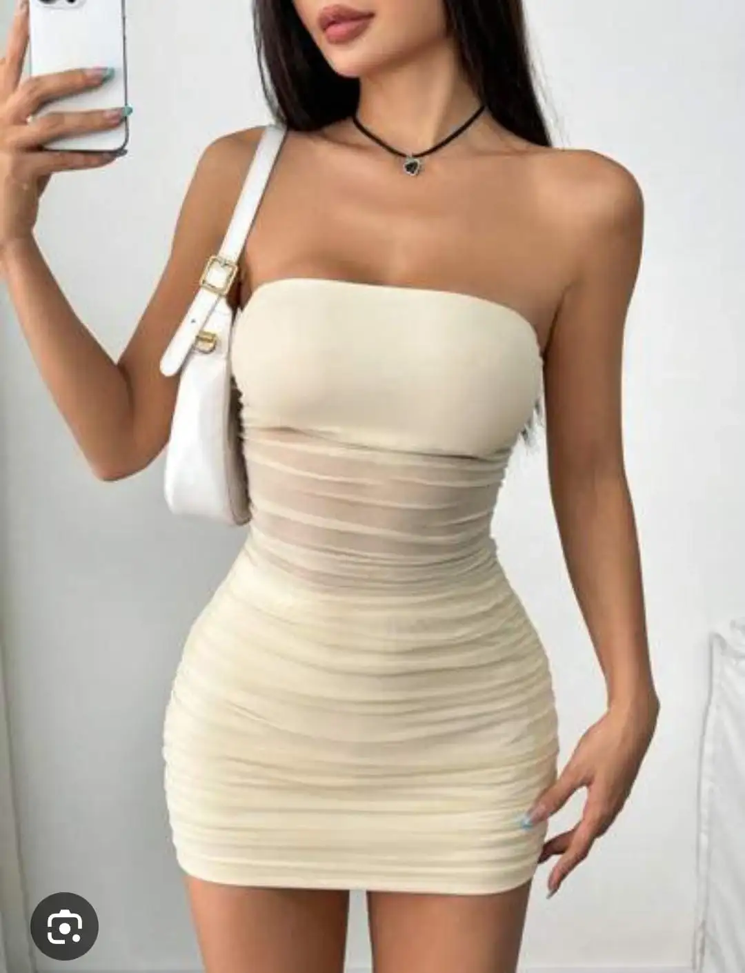 VESTIDO CORTO
