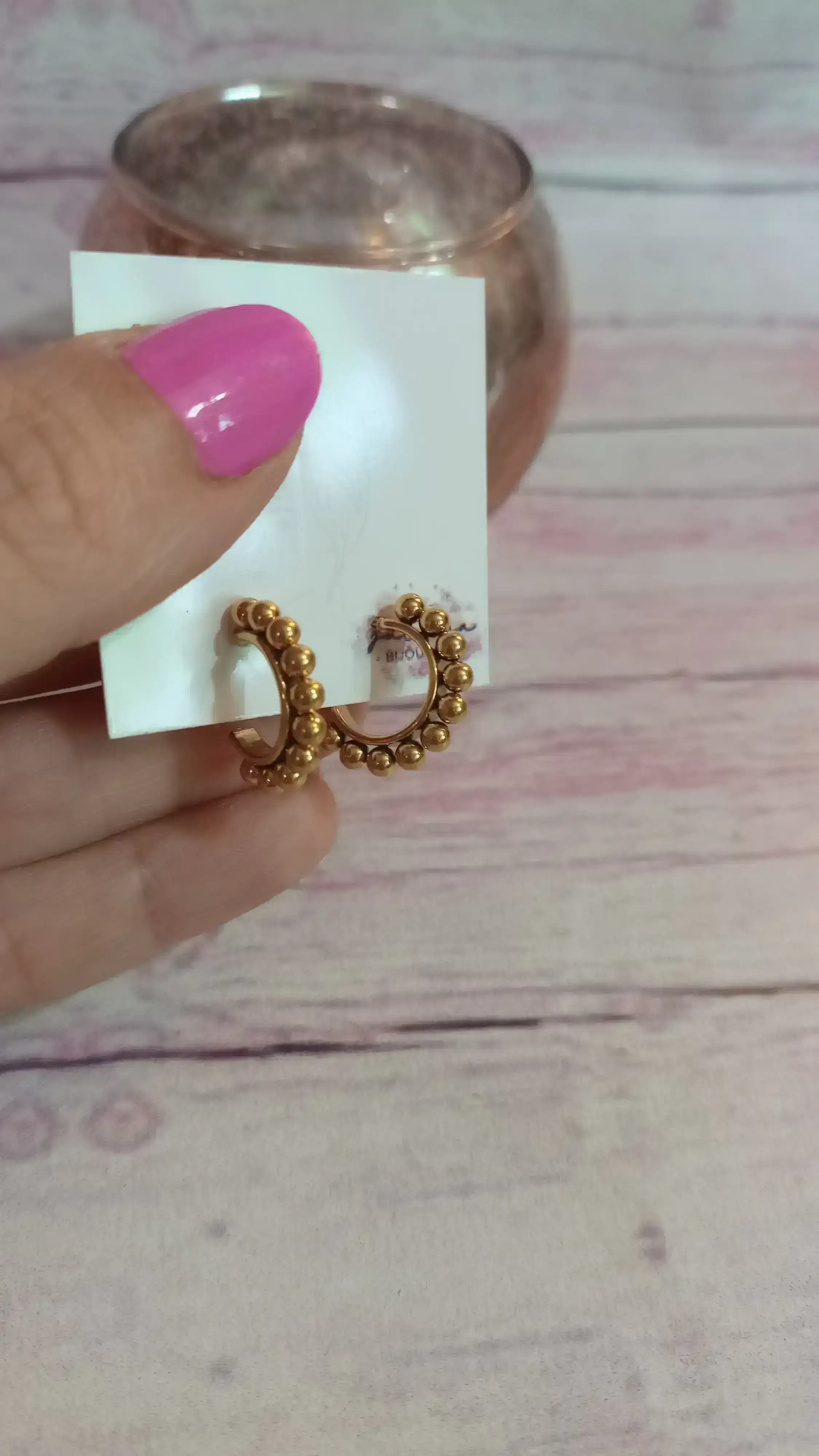 Aros pasantes dorados,con bolitas😍 3
