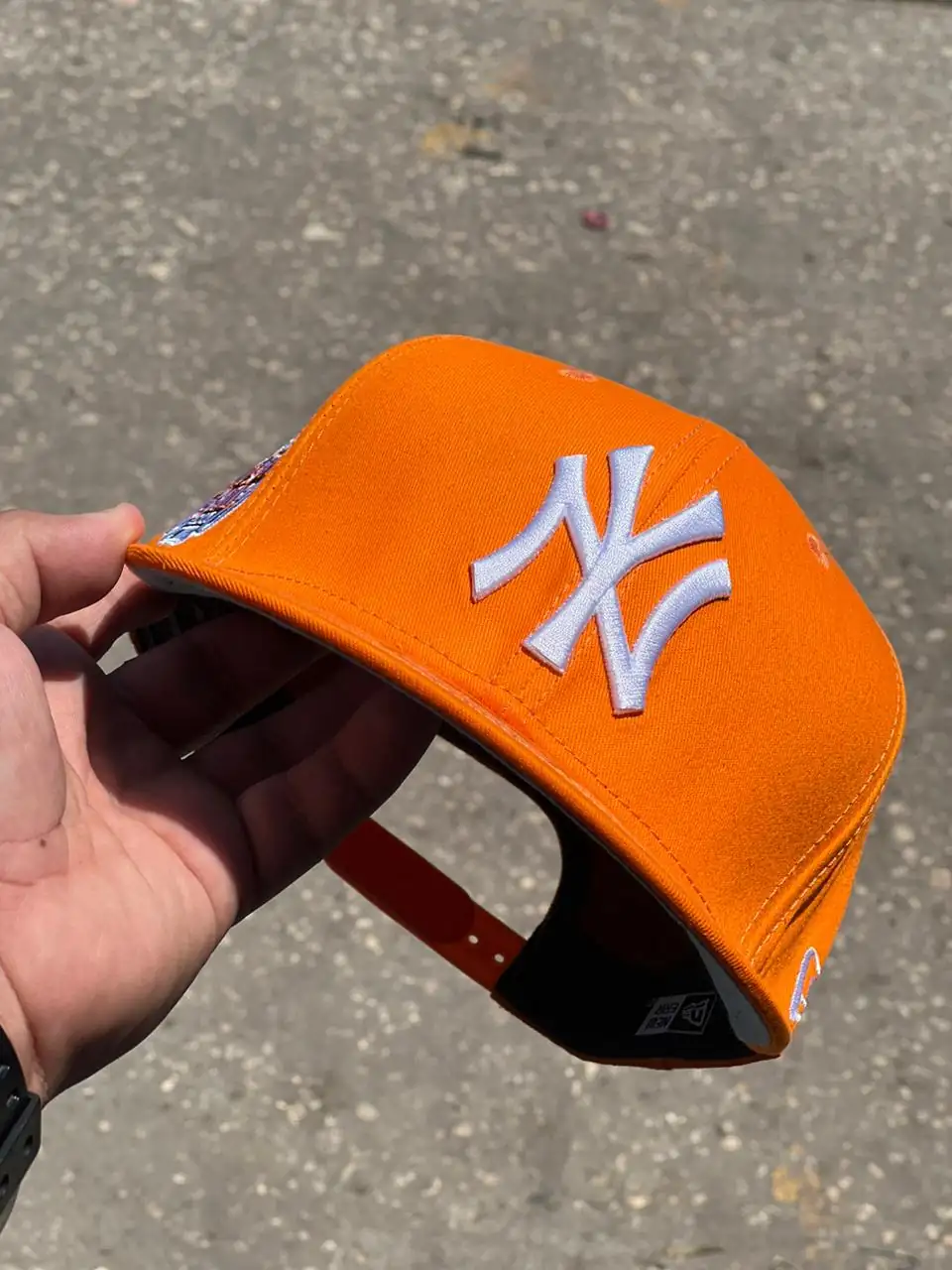 Caps 