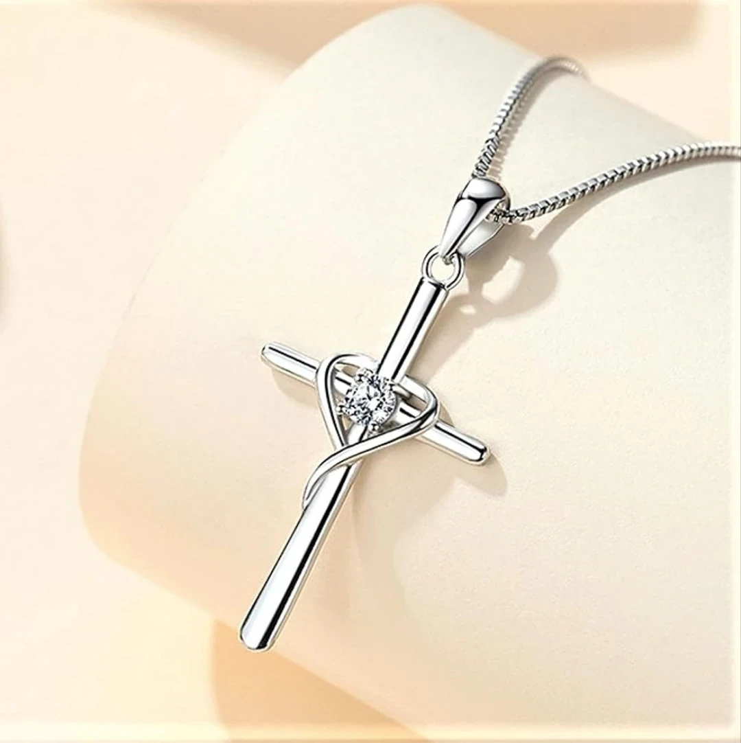 CADENA NIÑA CON CRUZ PLATA  2