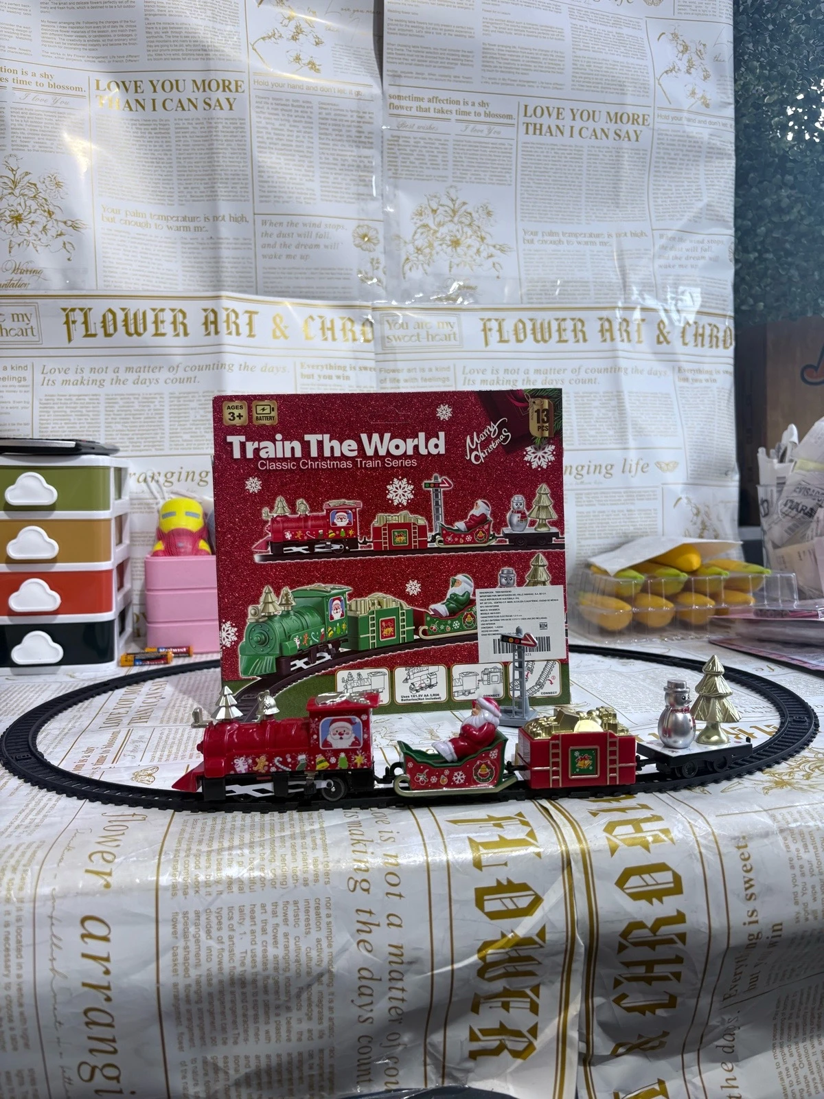 TREN NAVIDEÑO ELECTRICO (28 cm de largo) 4