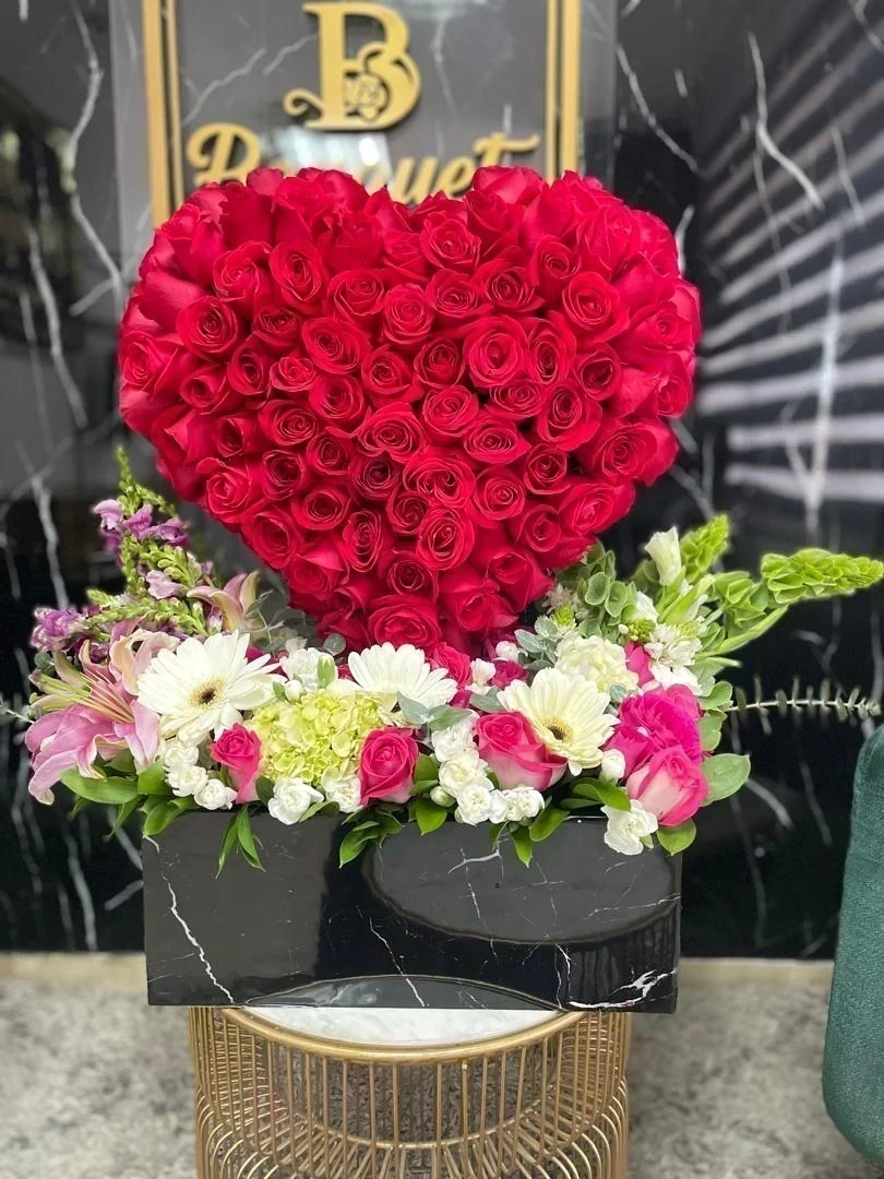 Corazón 3D con jardin 3