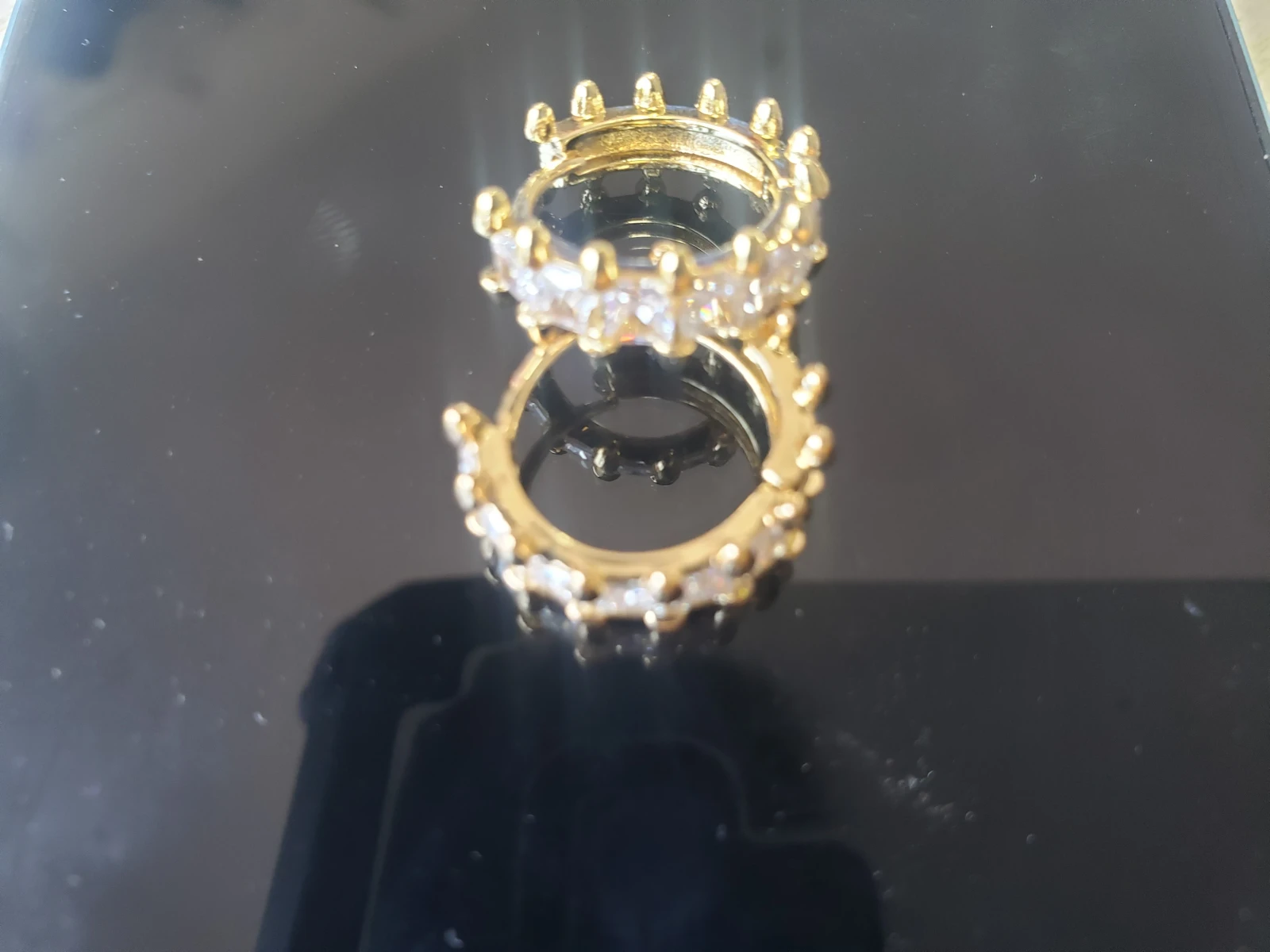 aretes con piedras