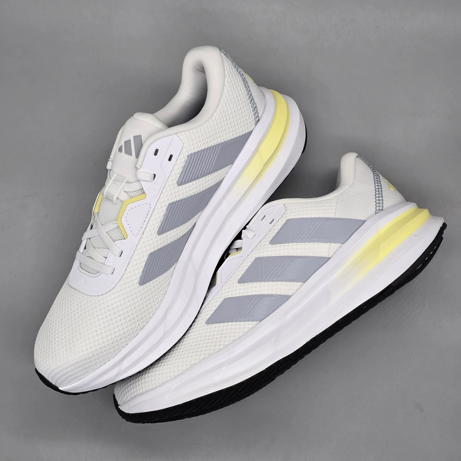 ADIDAS GALAXY 7 8
