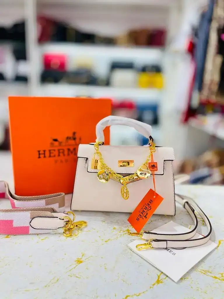 Hermes 3