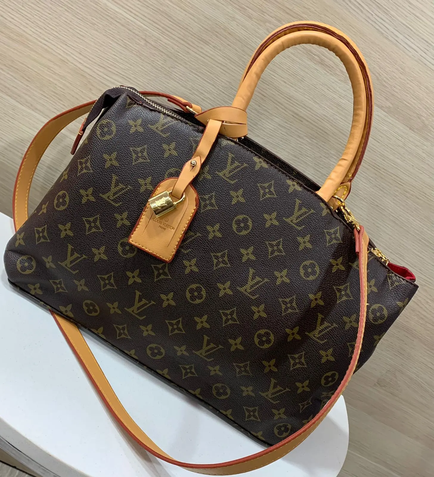 BOLSO LV AAA 4