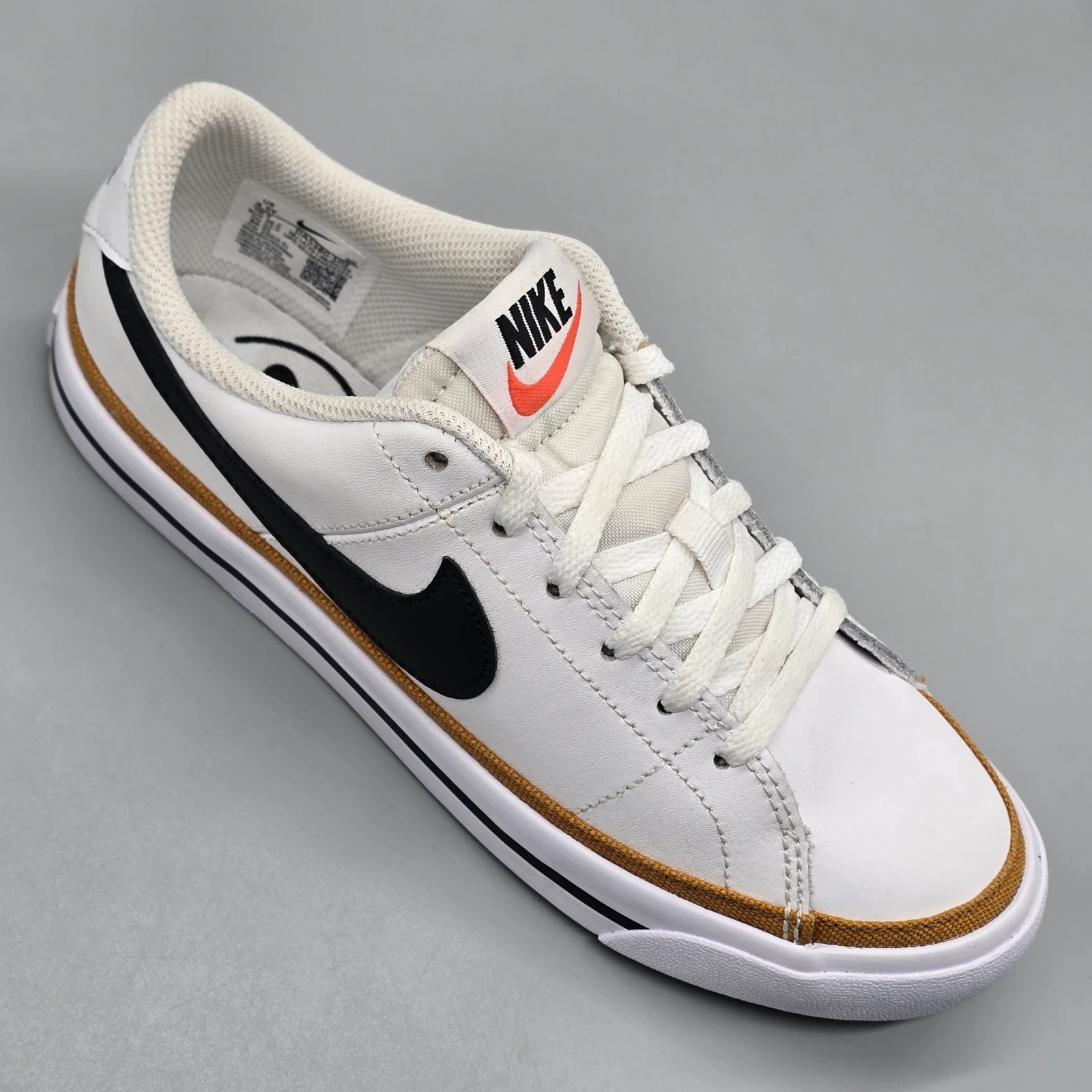 NIKE COURT LEGACY 4