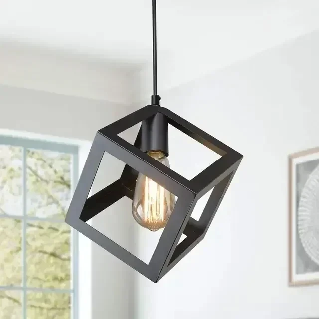 LAMPARA COLGANTE CUBO NEGRA 1L E27  3