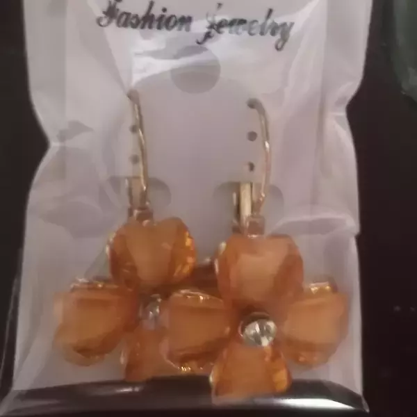 Aretes