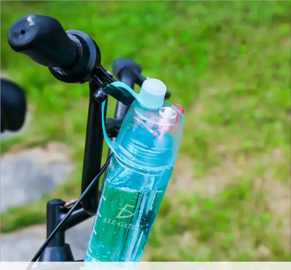 Botella Para Agua Con Spray Pulverizador  2