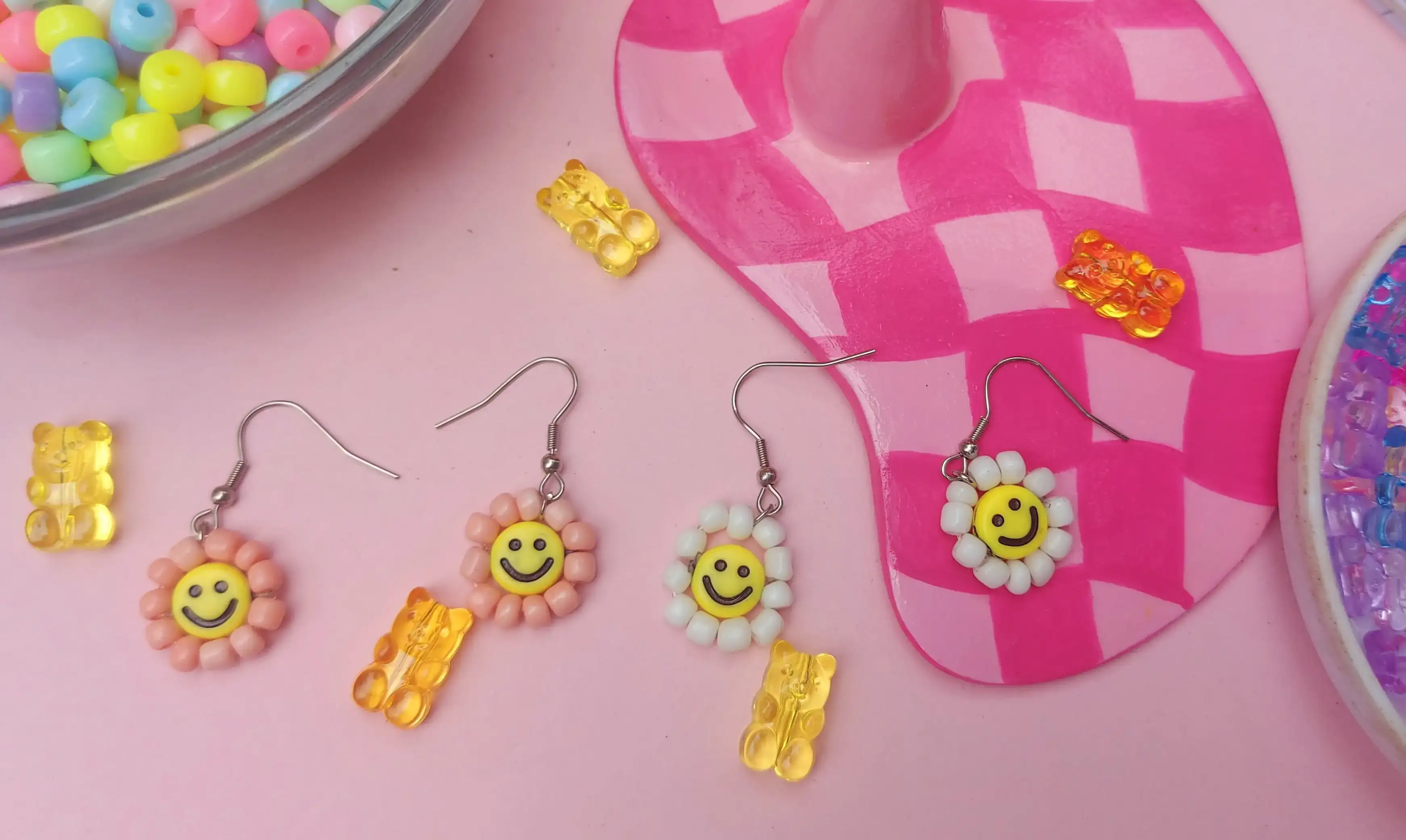 Aretes happy face