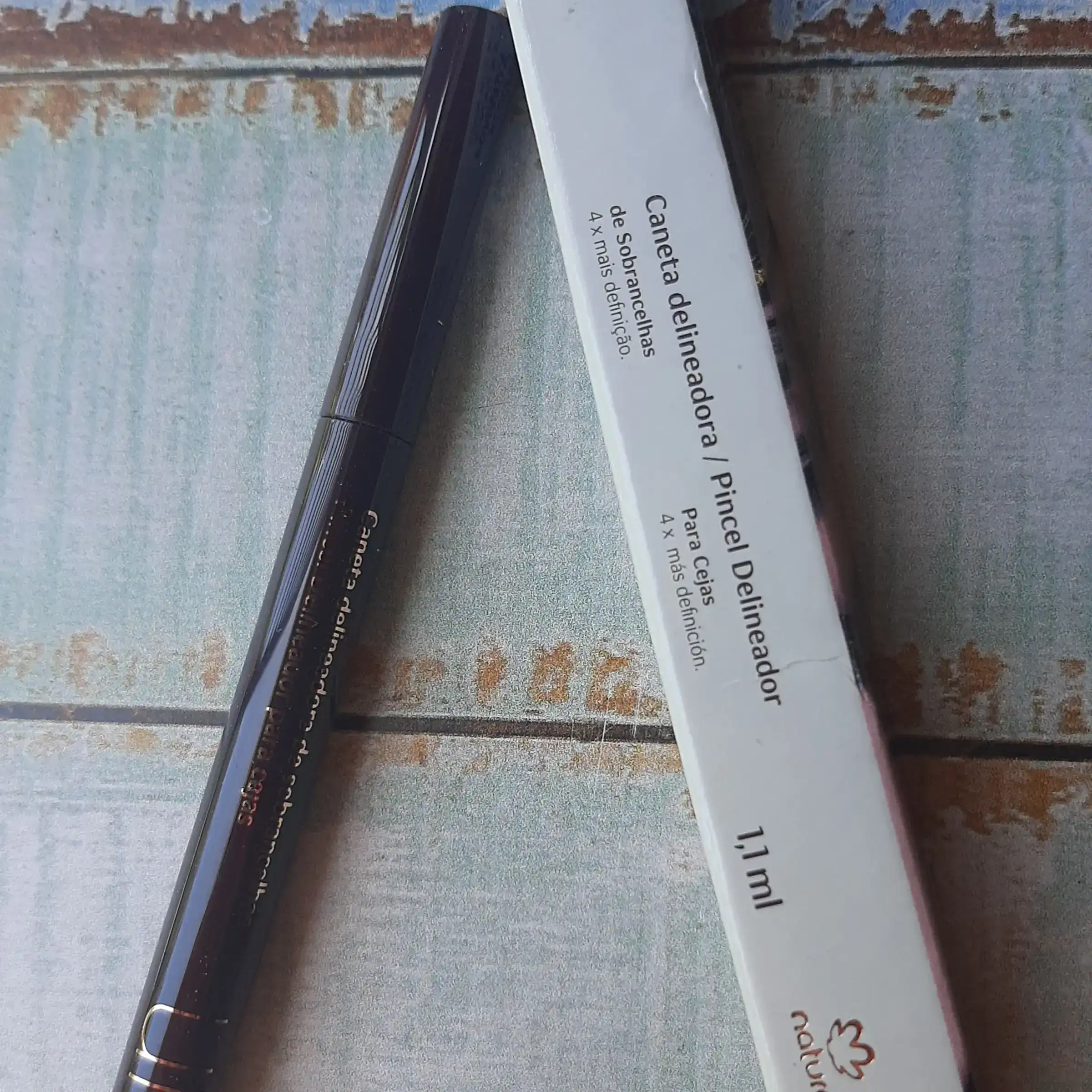Delineador para cejas - 1,1 ml castaño