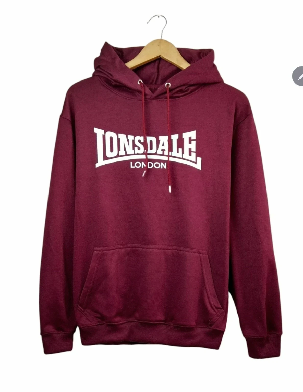 buzo estampado vinotinto Lonsdale 