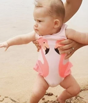 TRAJE DE BAÑO NIÑA