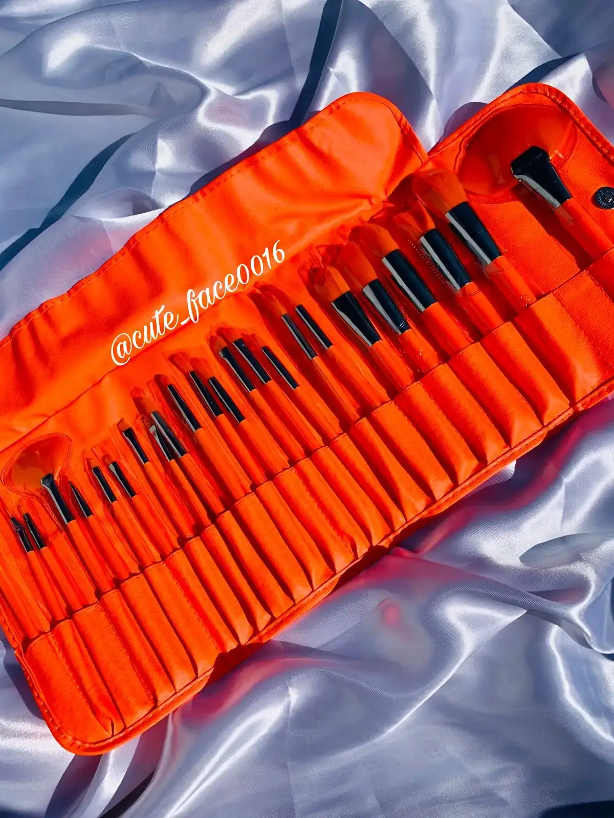 Brochas Neon Orange Beauty Creations 