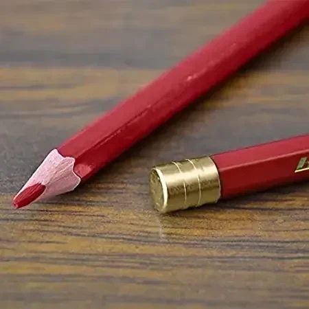 Lapiz rojo carmín con casquillo  2