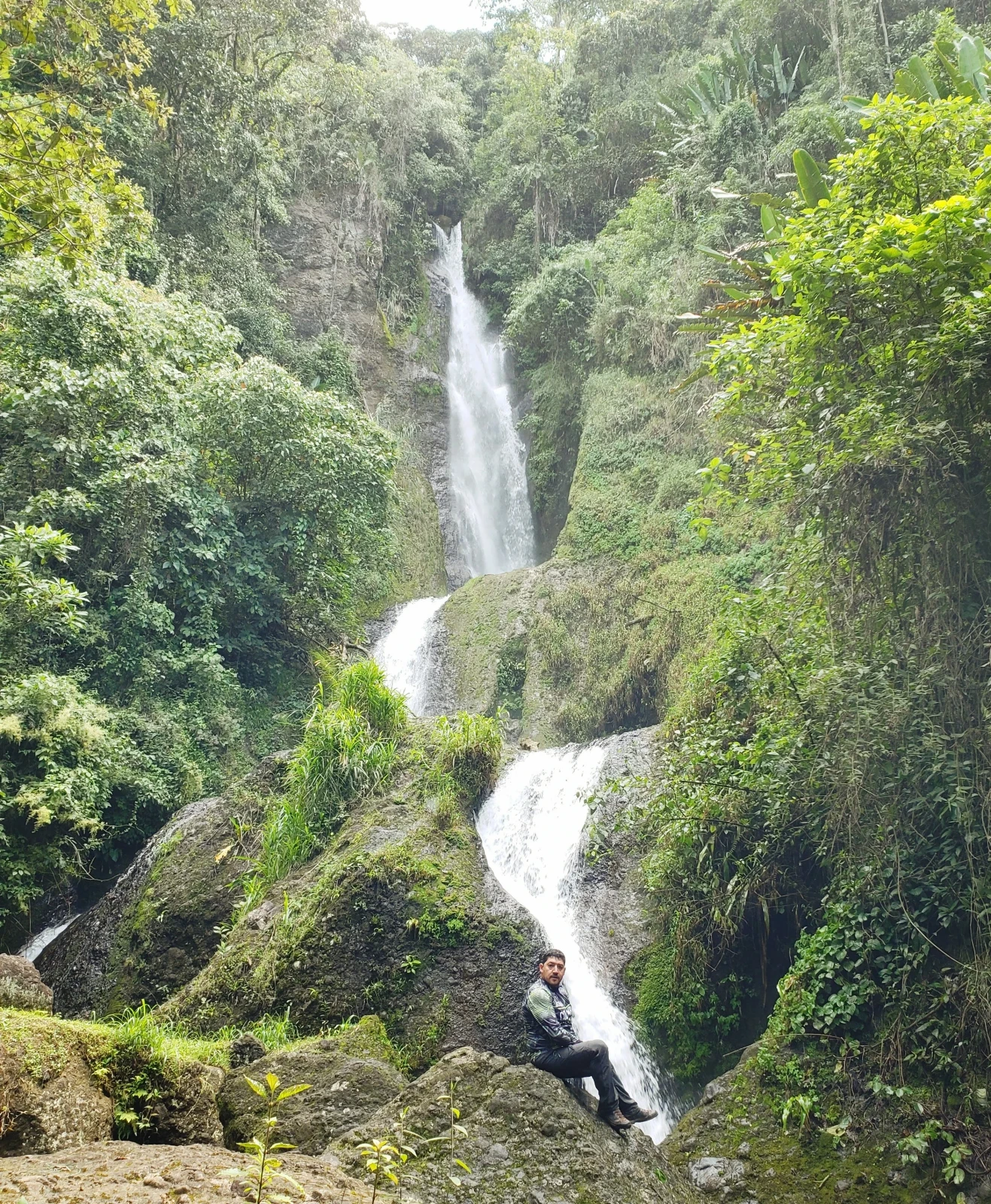 CAMINO DEL BOTIN CHORROS DE LA CAPOTA PUEBLORRICO ANTIOQUIA 4