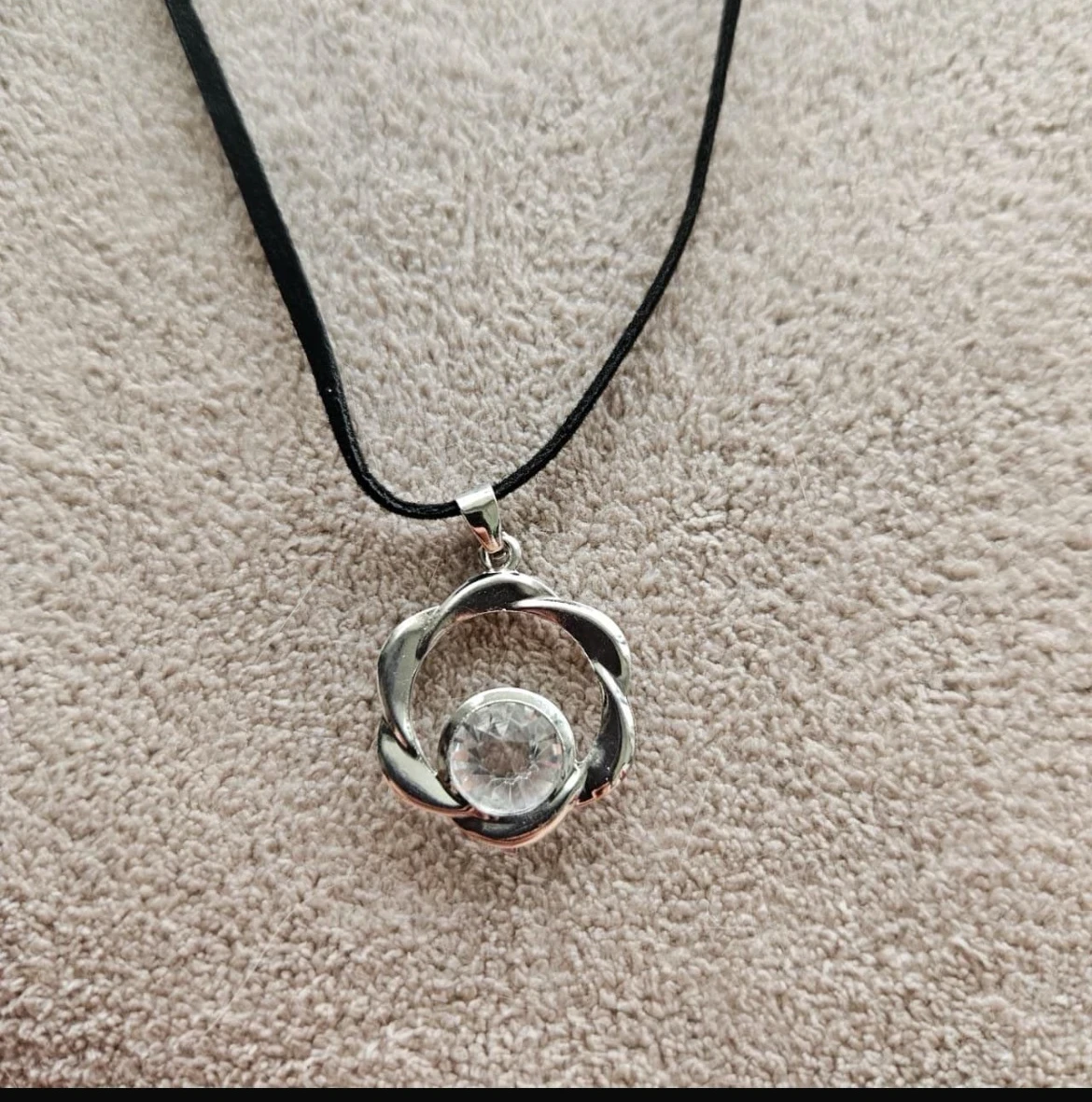 COLLAR 3
