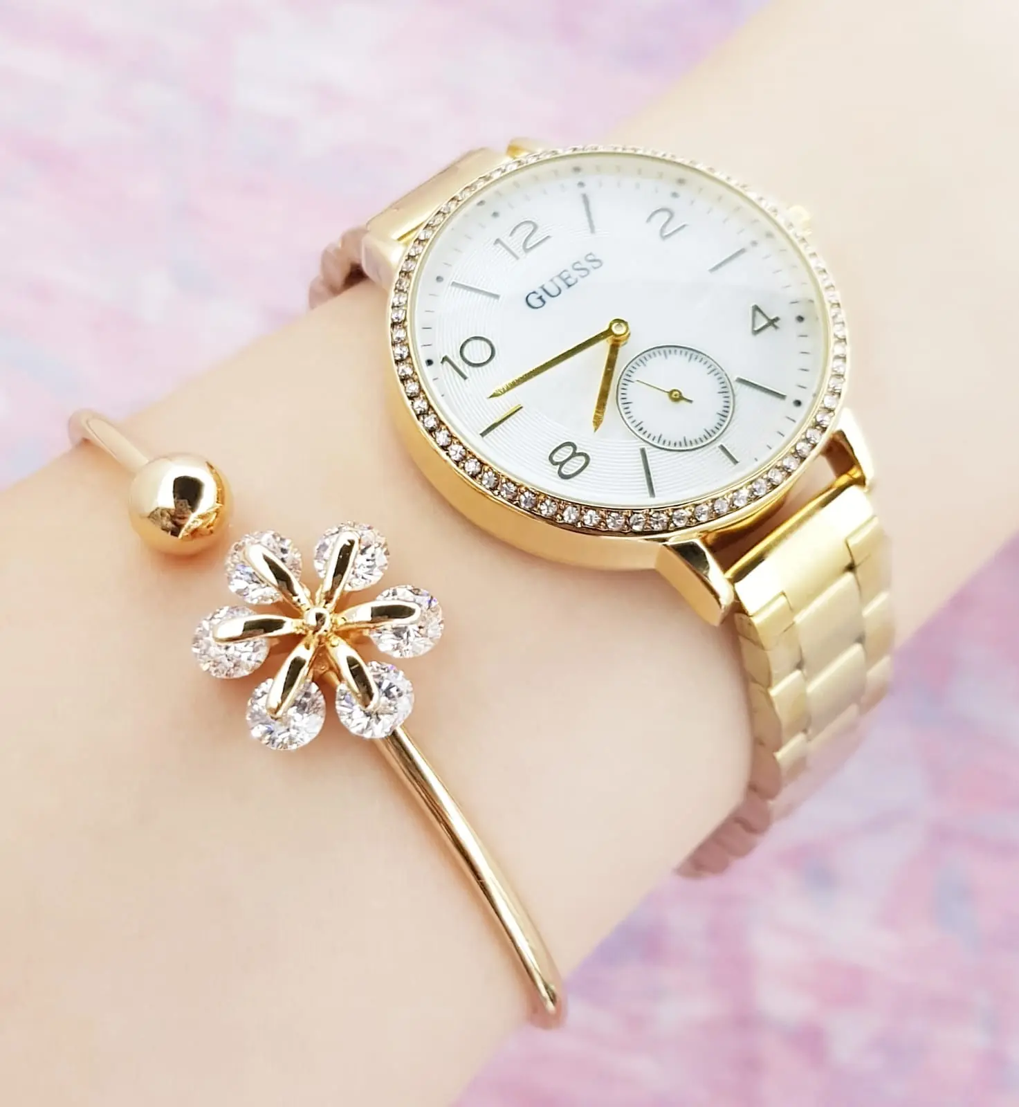 GUESS #newcollection 3