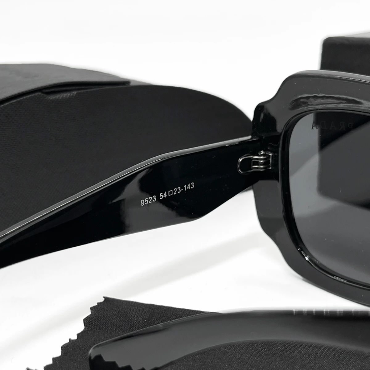 Gafas de sol Prada 9